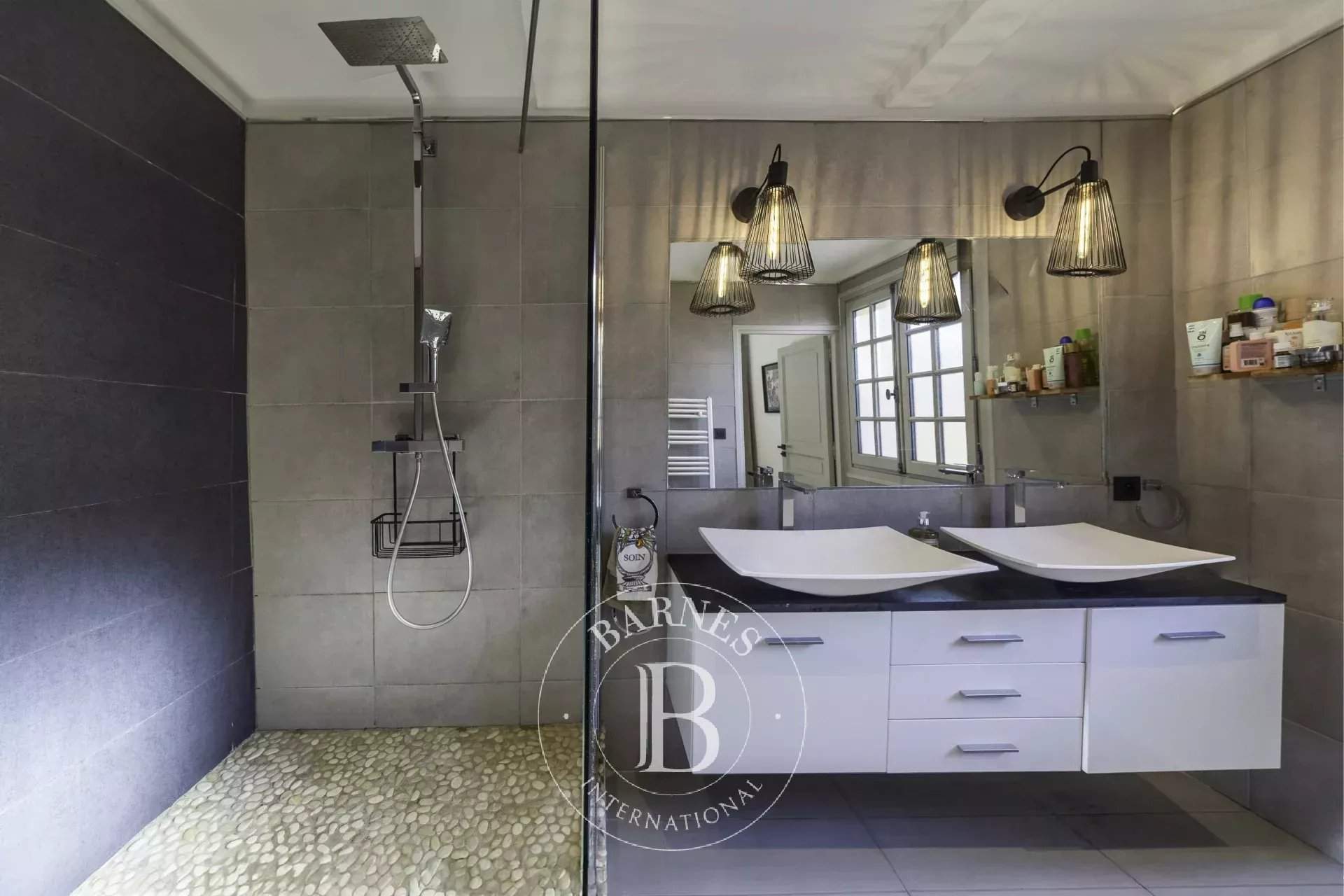 Aix-en-Provence  - Apartment 3 Bedrooms - picture 11