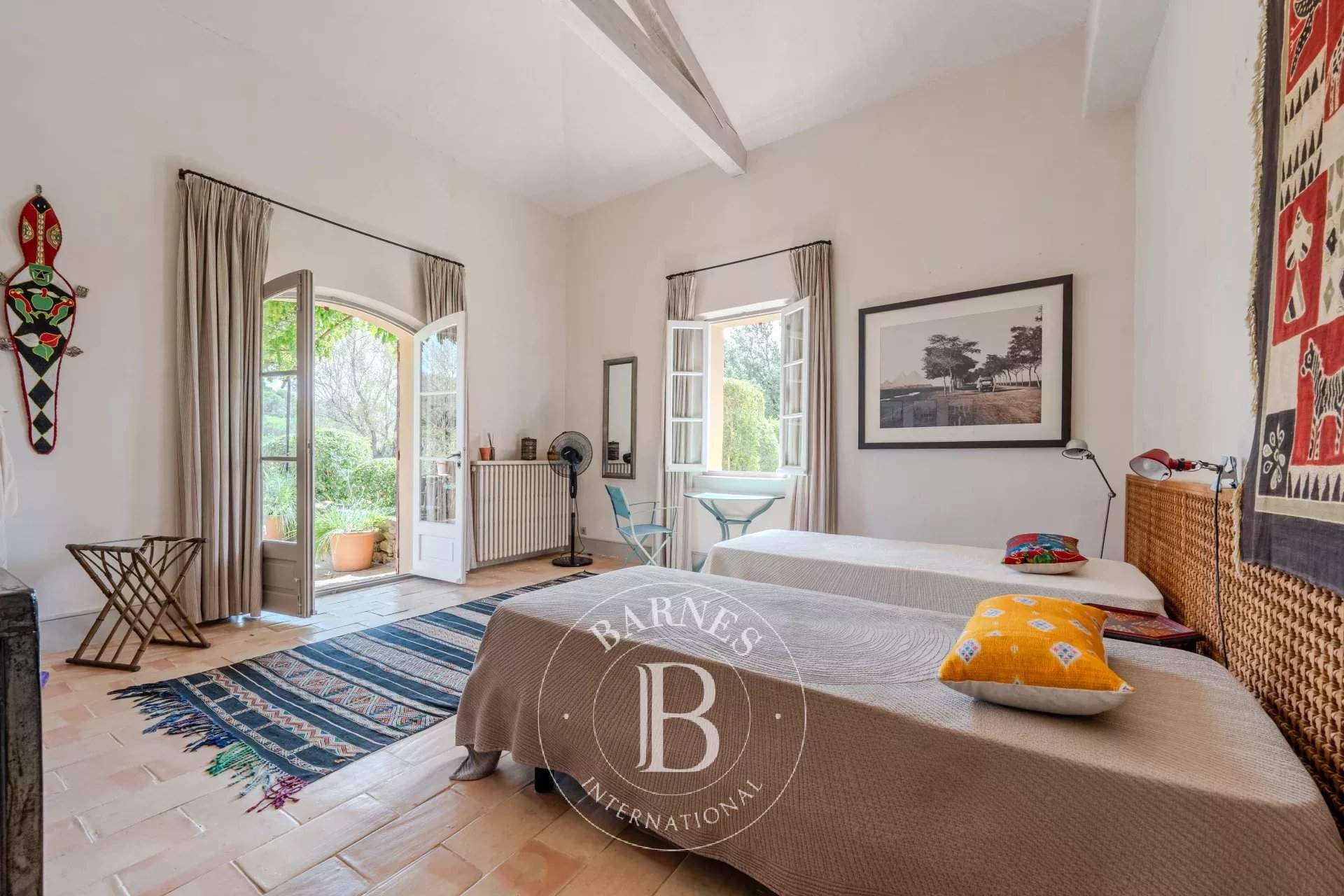 Aix-en-Provence  - Maison 6 Pièces 3 Chambres - picture 11