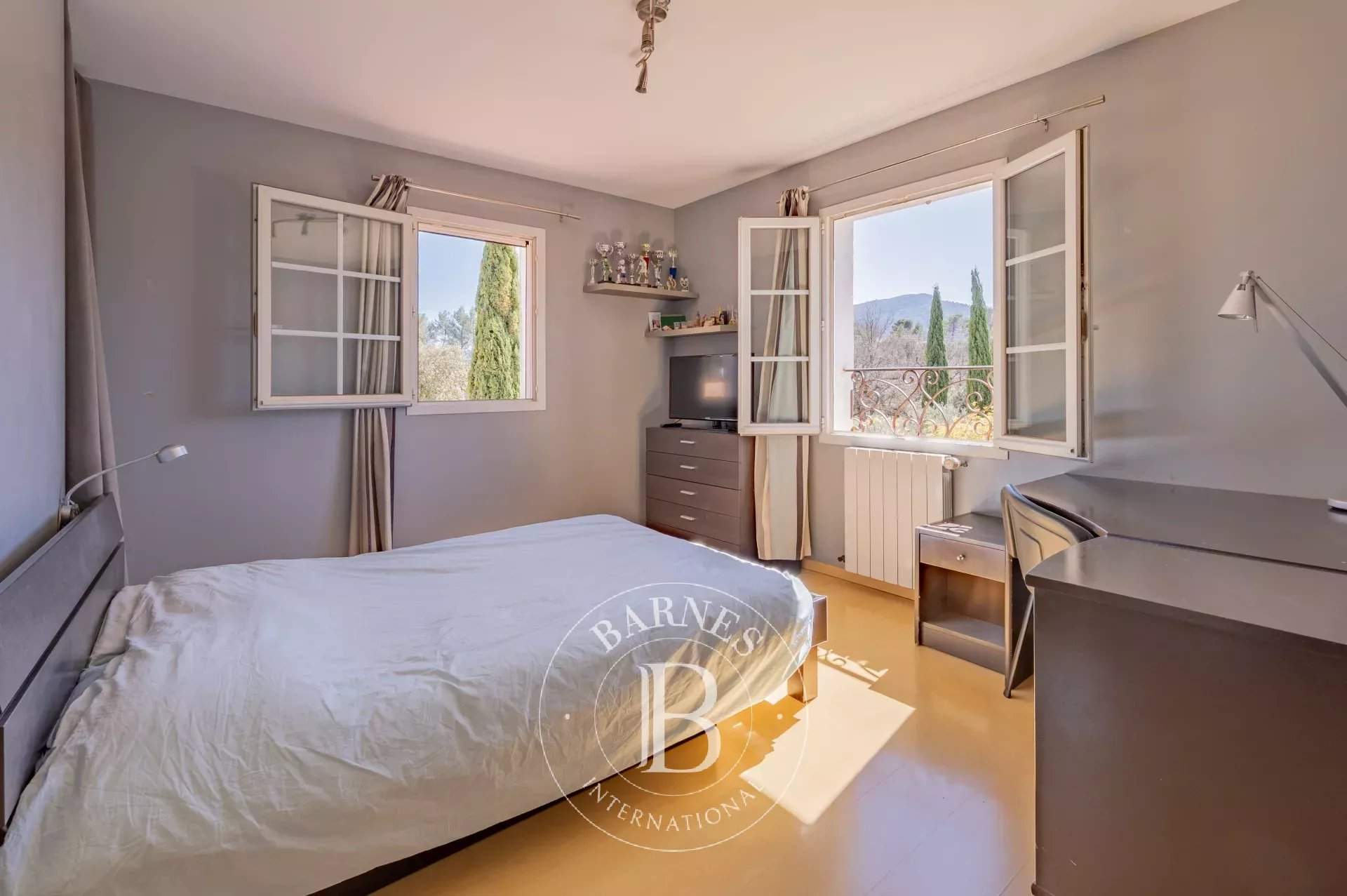 Jouques  - Maison 8 Pi&egrave;ces 5 Chambres - picture 13