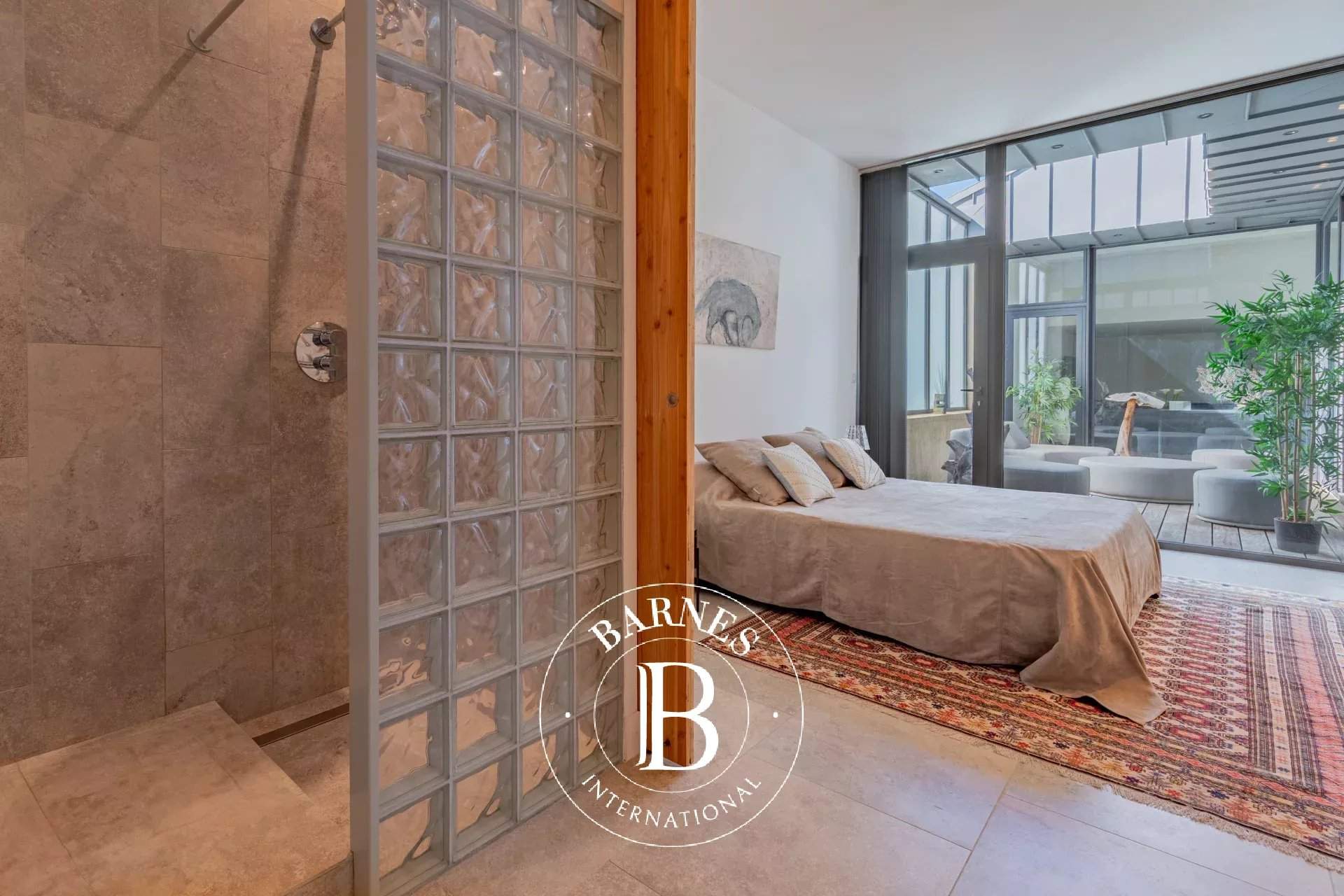 Aix-en-Provence  - Apartment 2 Bedrooms - picture 11