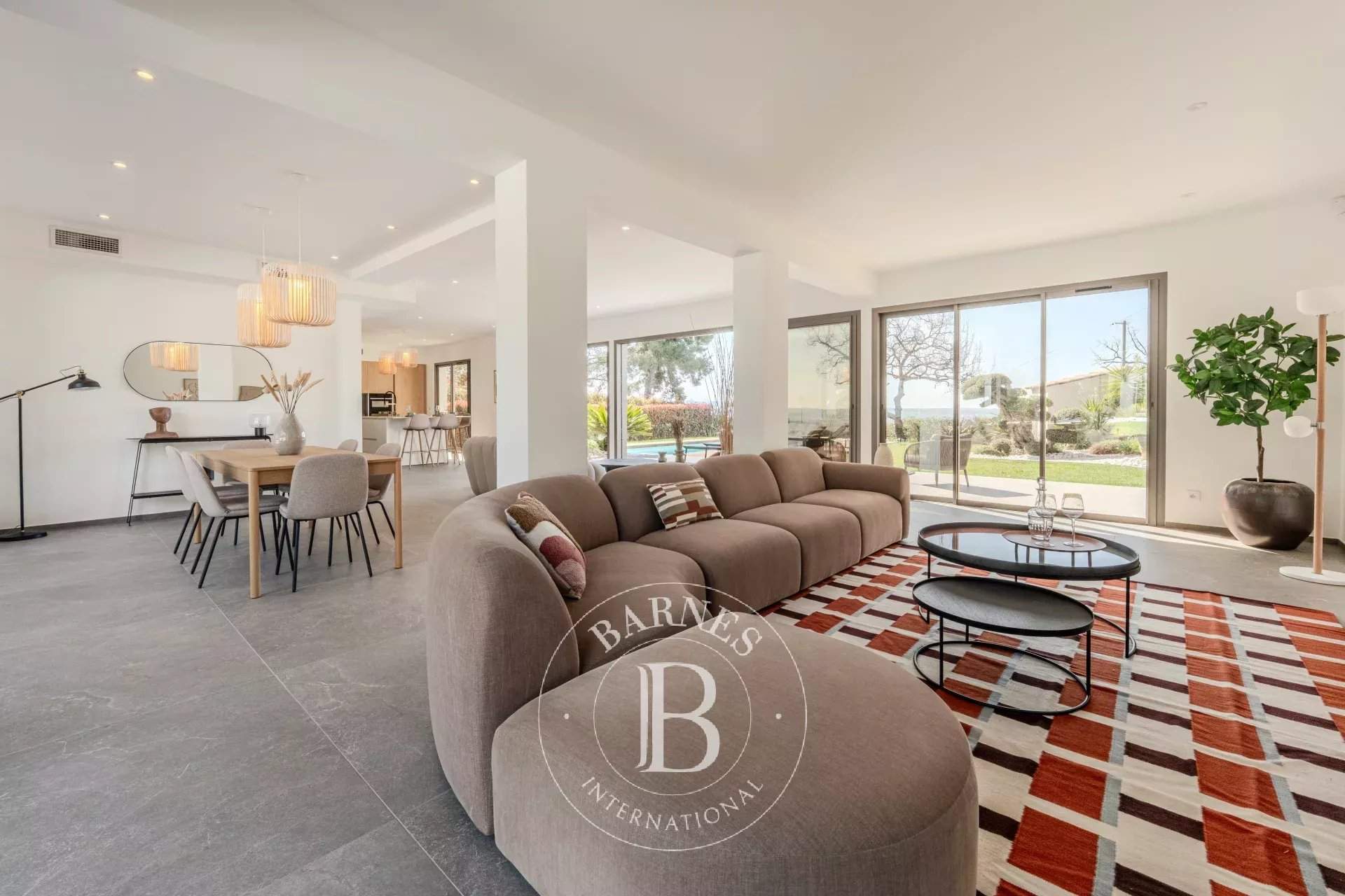 Aix-en-Provence  - House 4 Bedrooms - picture 5