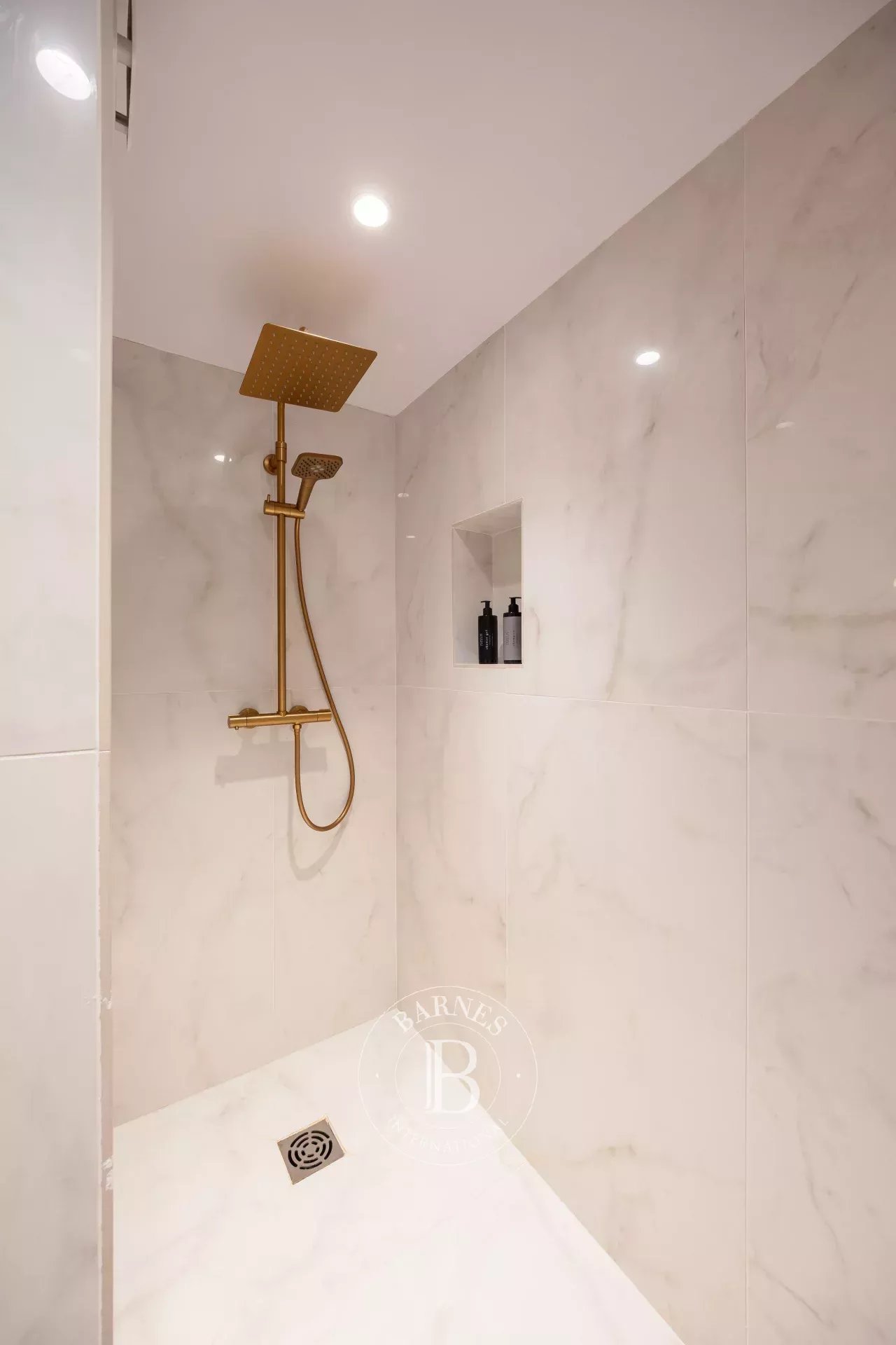 Aix-en-Provence  - Apartment 3 Bedrooms - picture 13