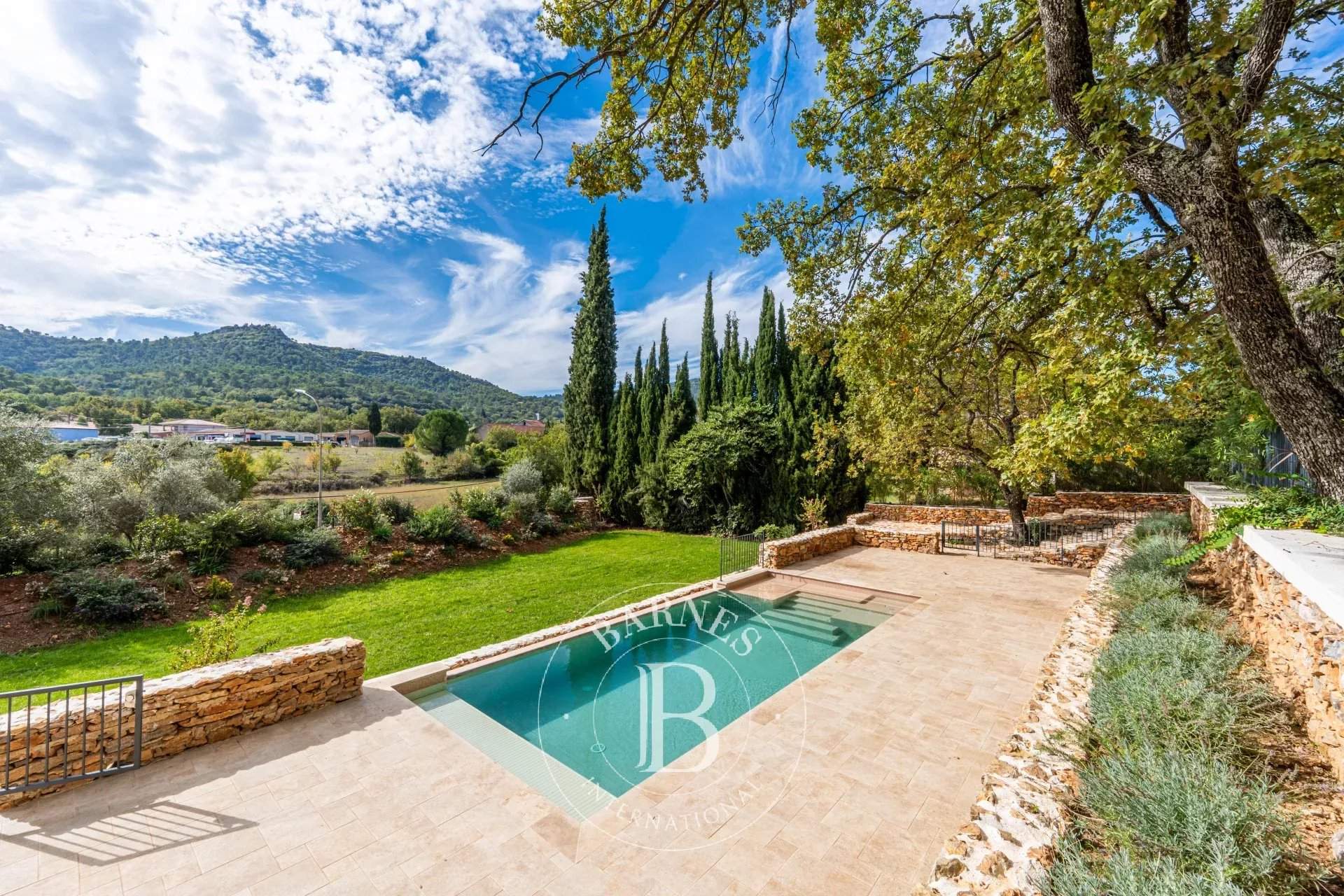 Saint-Maximin-la-Sainte-Baume  - House 5 Bedrooms - picture 4