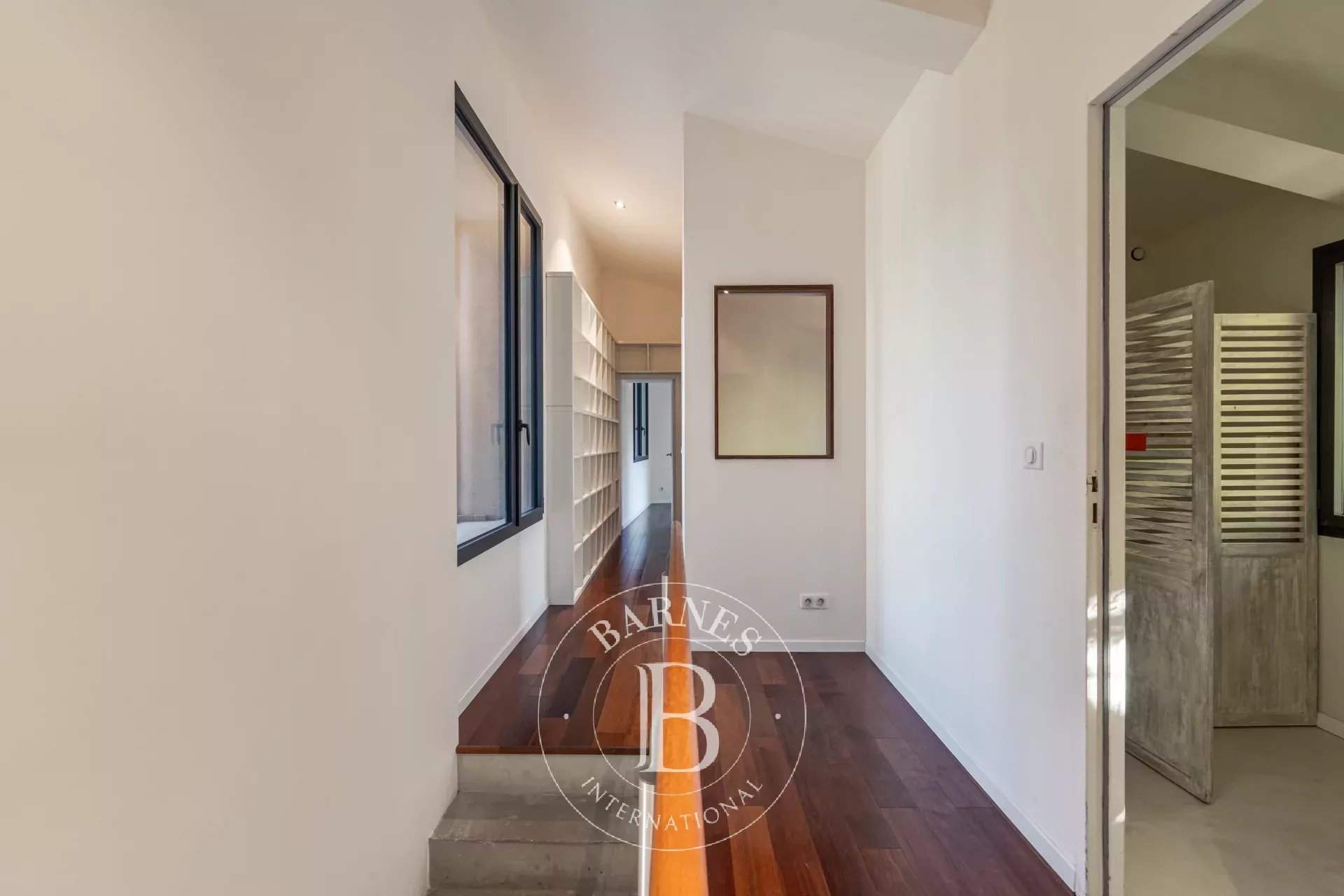 Aix-en-Provence  - Maison 7 Pièces 4 Chambres - picture 9