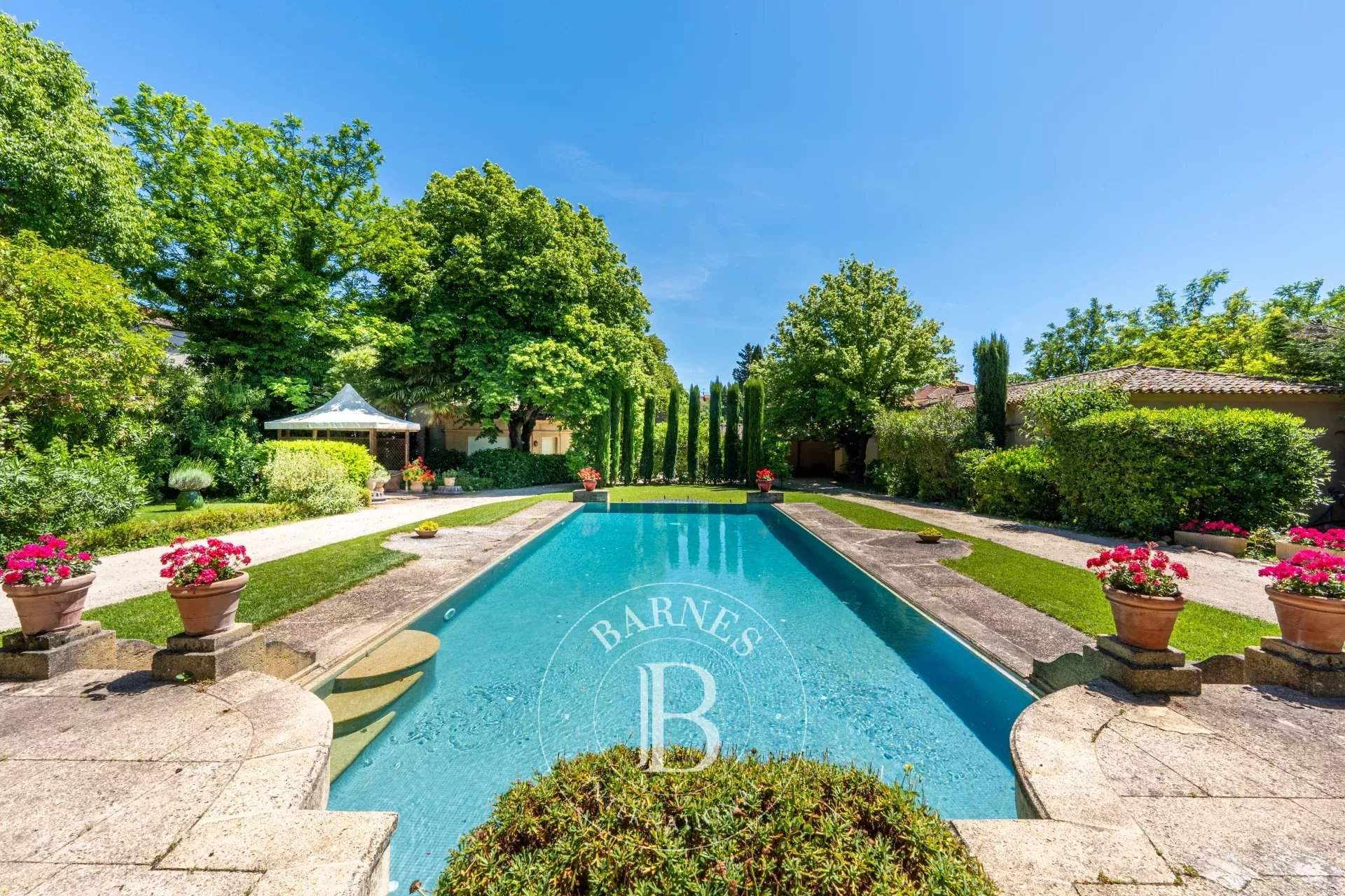 Aix-en-Provence  - Bastide 49 Pièces 5 Chambres - picture 6