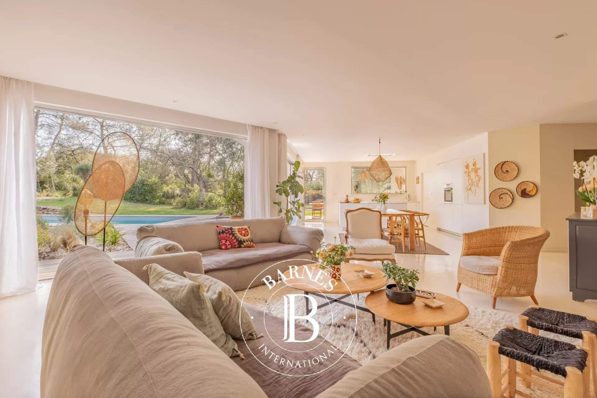 Aix-en-Provence  - House 5 Bedrooms - picture 1