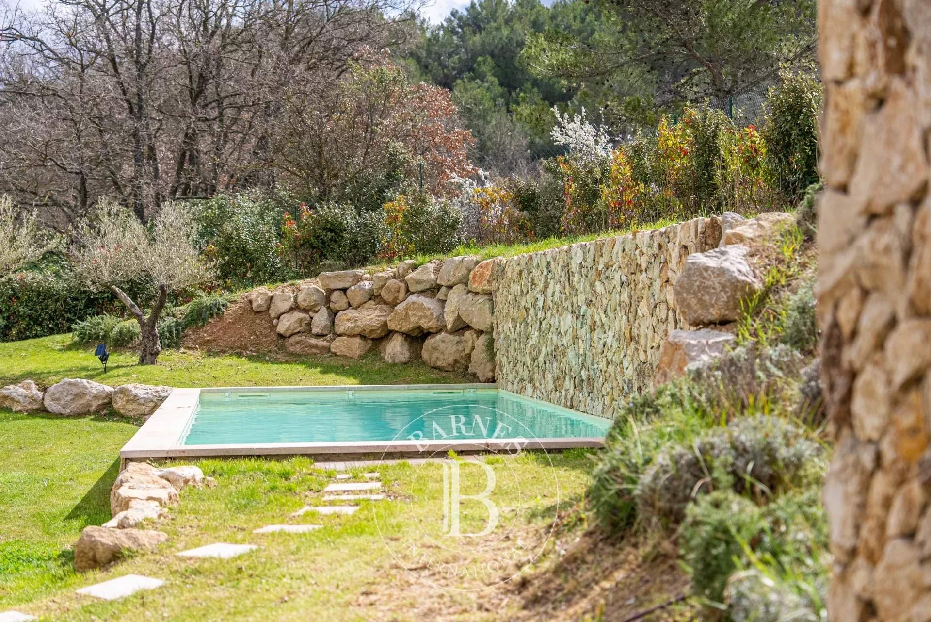 Aix-en-Provence  - House 3 Bedrooms - picture 14