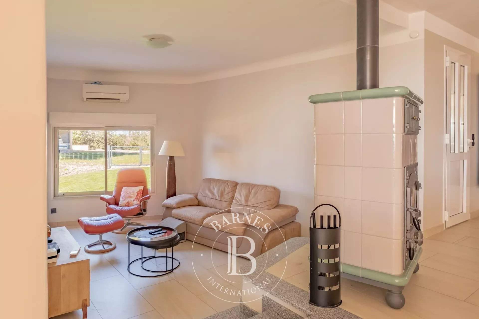 Aix-en-Provence  - House 4 Bedrooms - picture 12