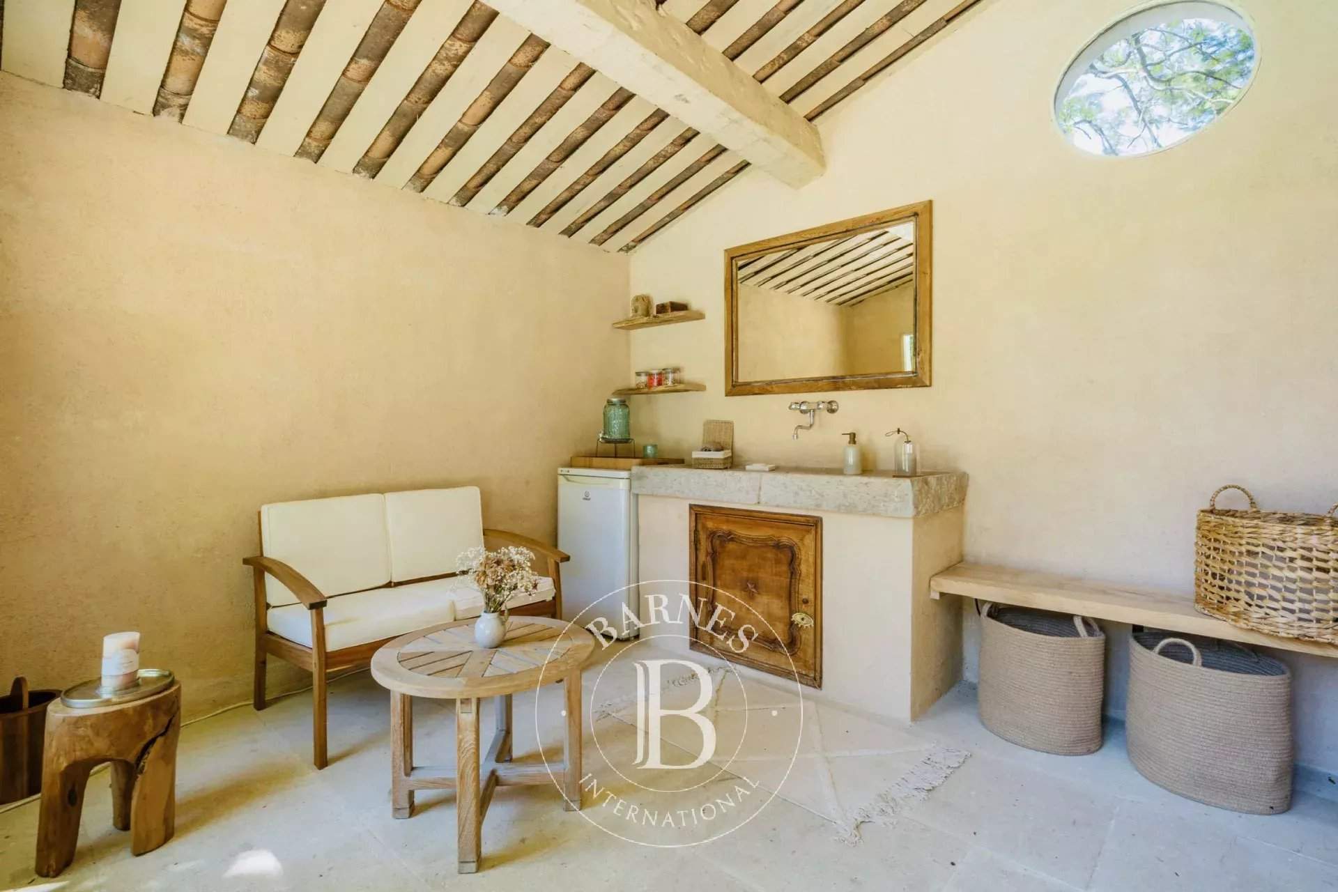 Aix-en-Provence  - Maison 7 Pi&egrave;ces 5 Chambres - picture 20