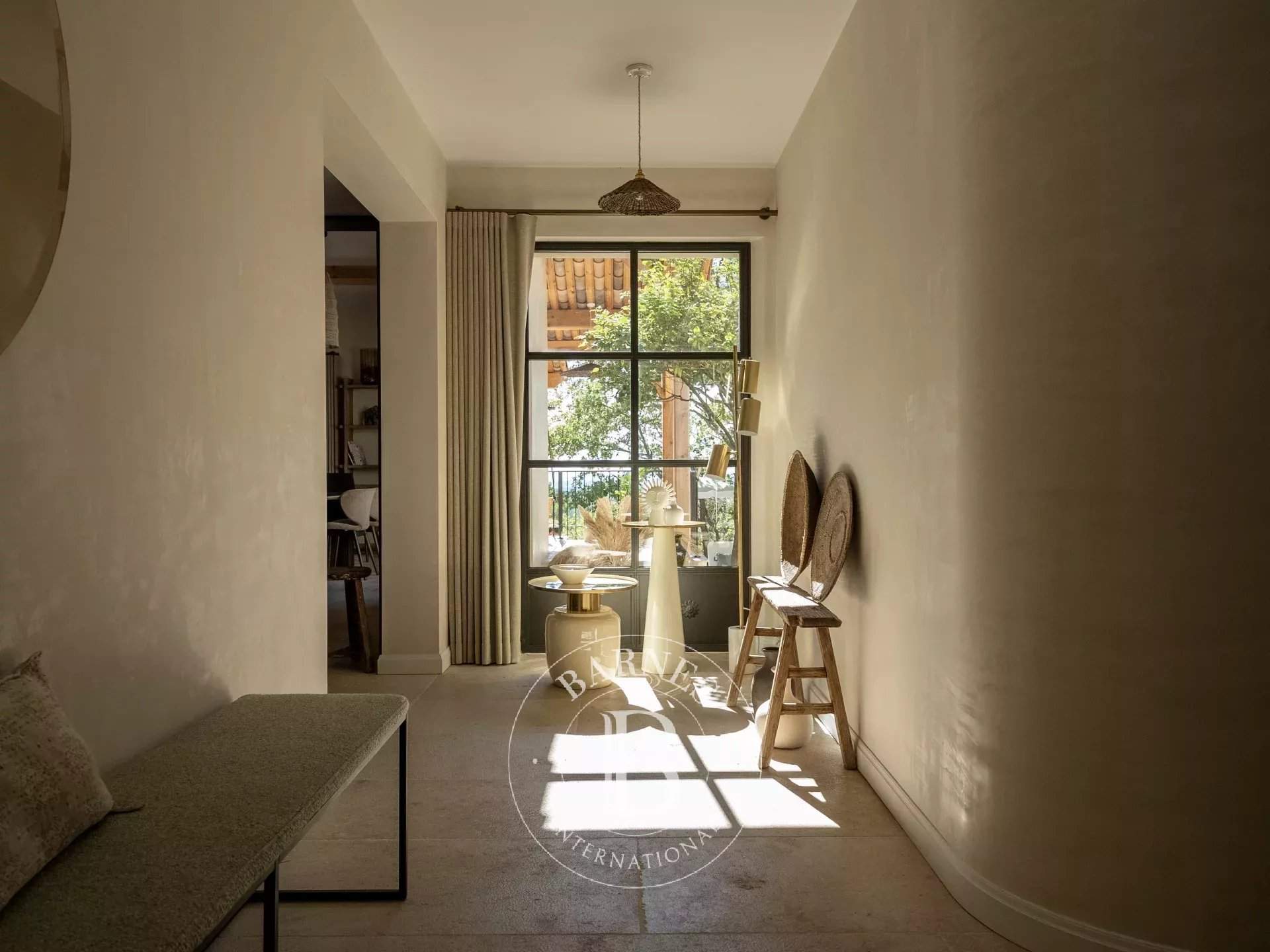 Lourmarin  - Property 5 Bedrooms - picture 6