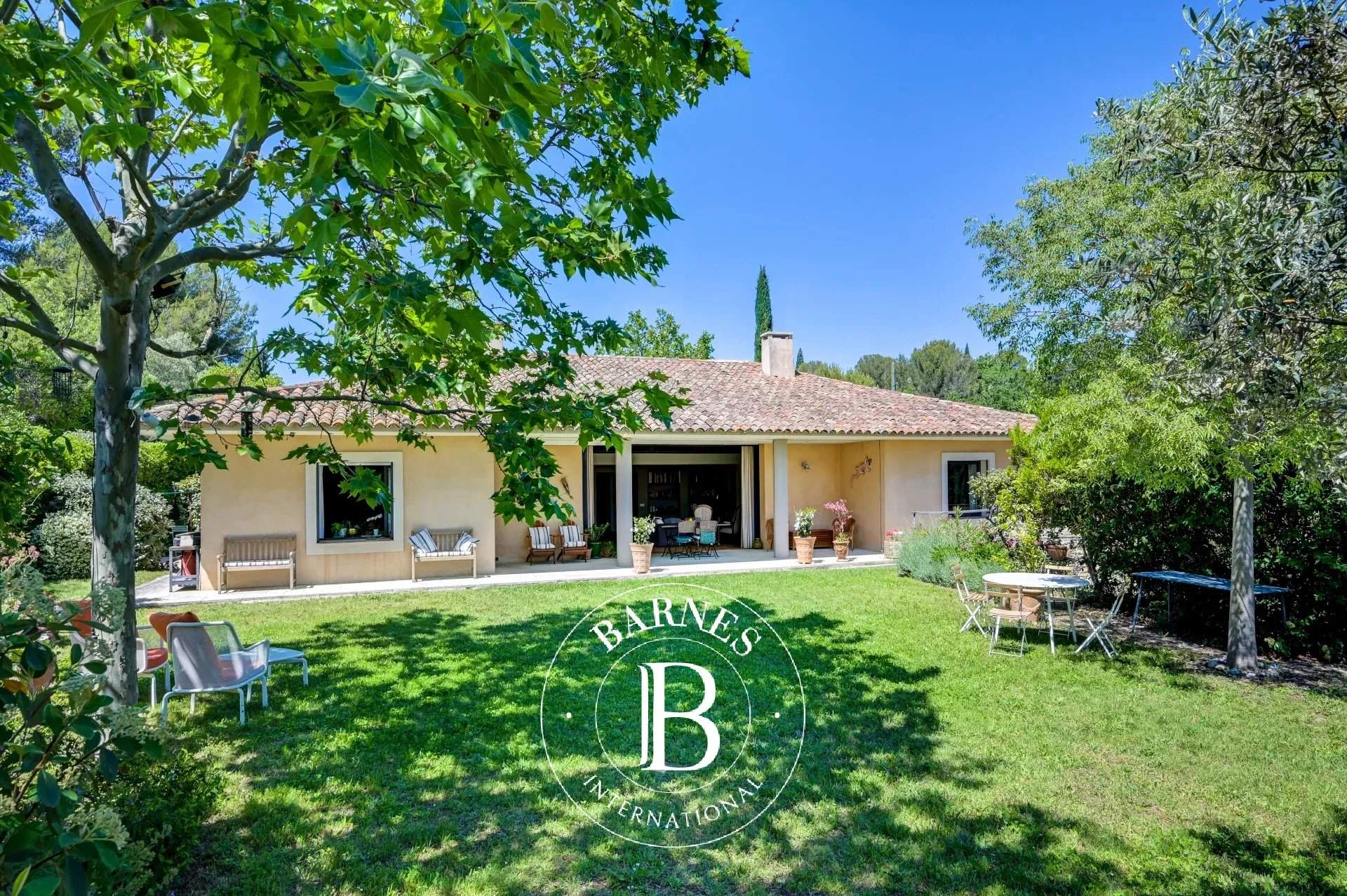 Aix-en-Provence  - House 5 Bedrooms - picture 16