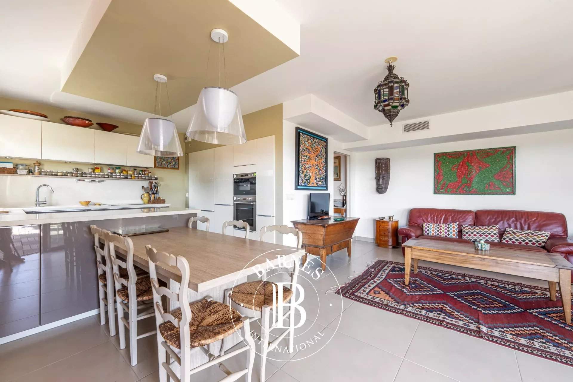 Aix-en-Provence  - Appartement 4 Pi&egrave;ces 2 Chambres - picture 8