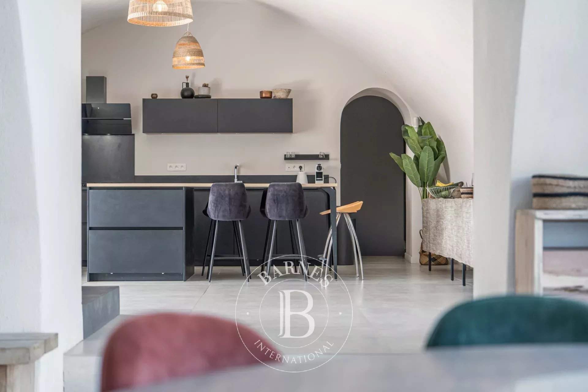 Lourmarin  - Property 4 Bedrooms - picture 10