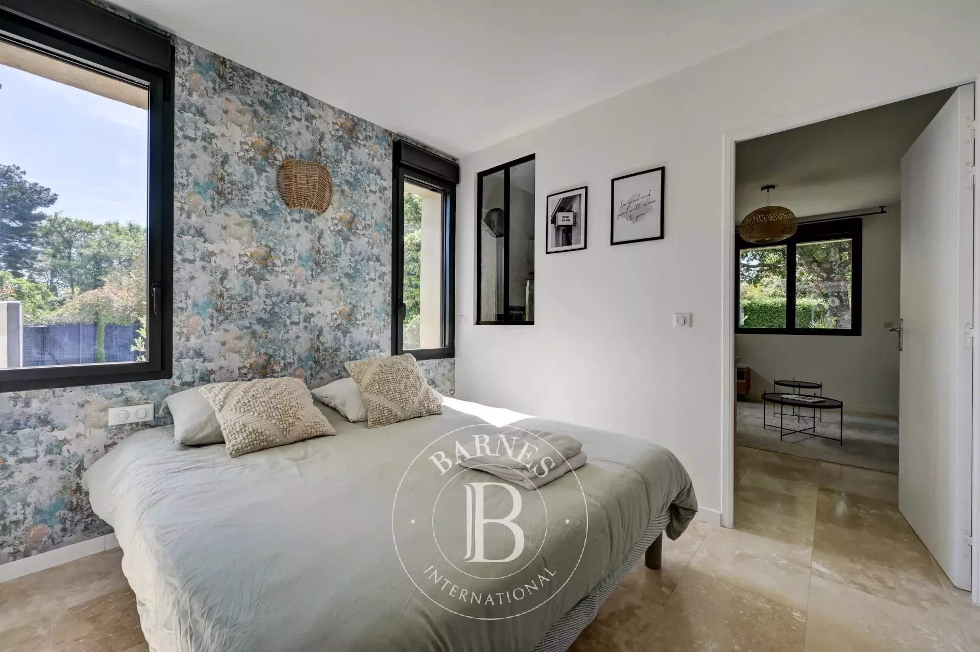 Aix-en-Provence  - House 5 Bedrooms - picture 14