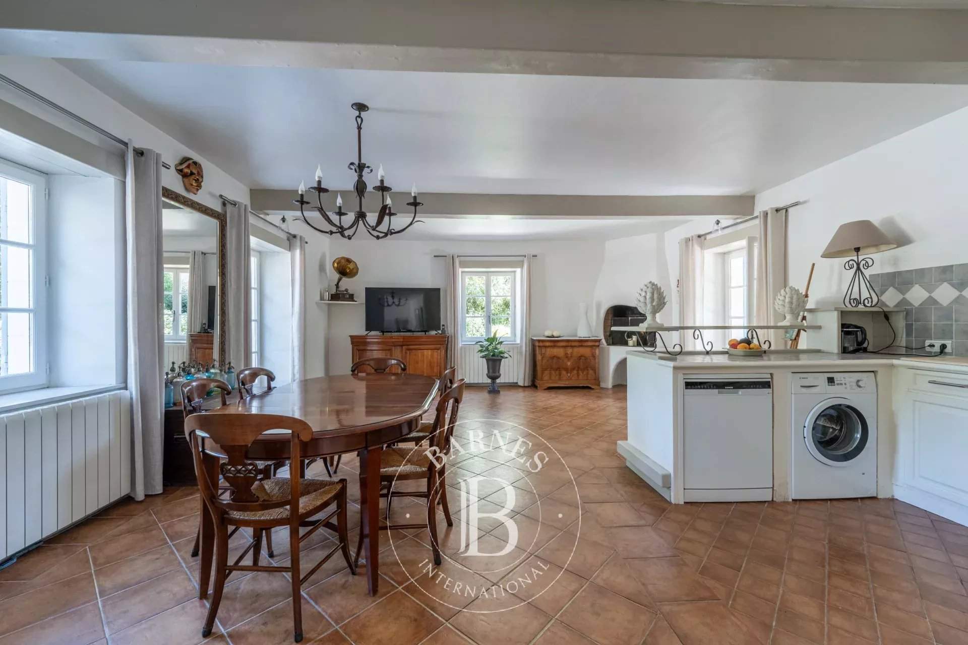 Aix-en-Provence  - House 6 Bedrooms - picture 13