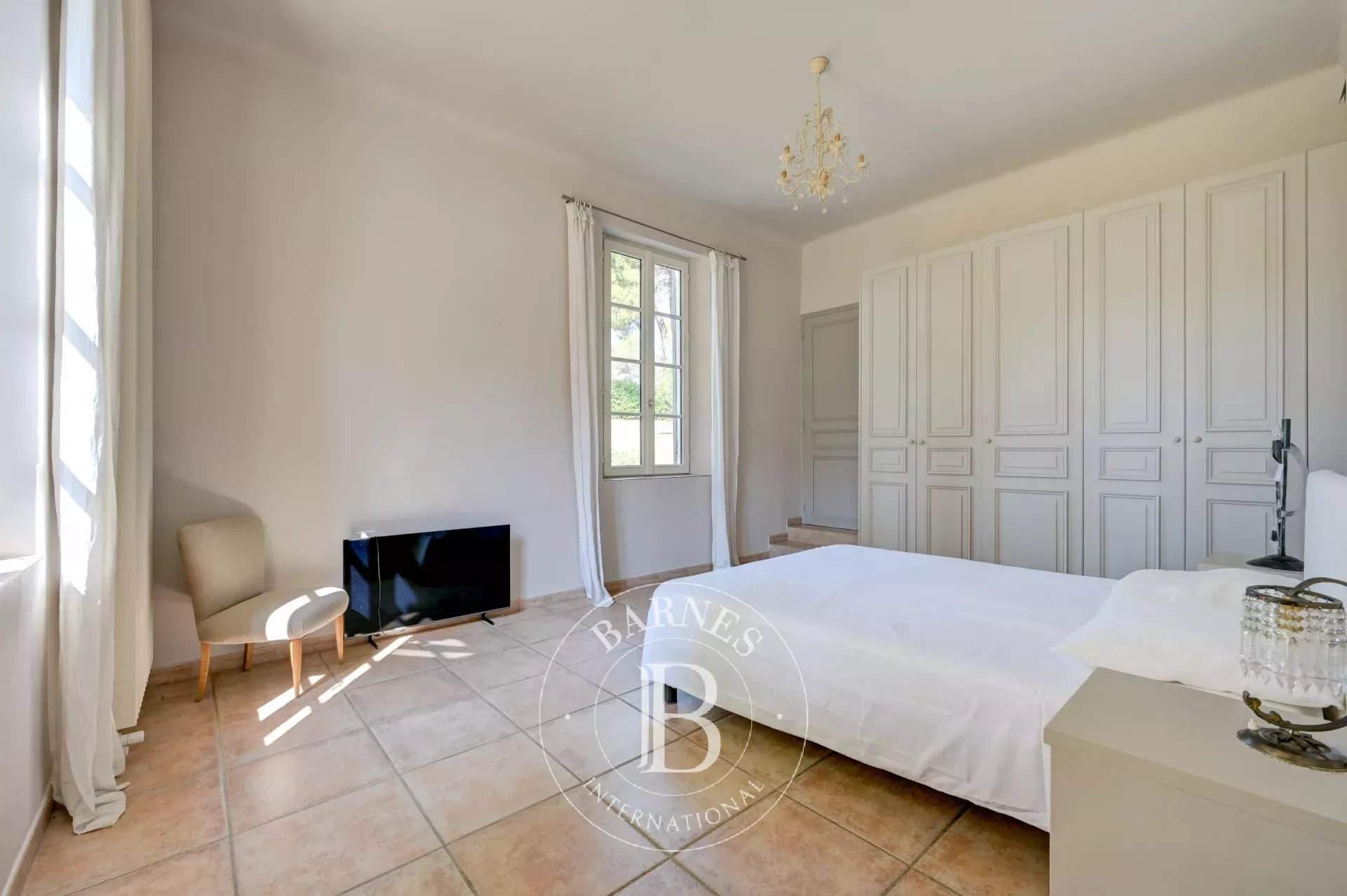 Aix-en-Provence  - House 3 Bedrooms - picture 15
