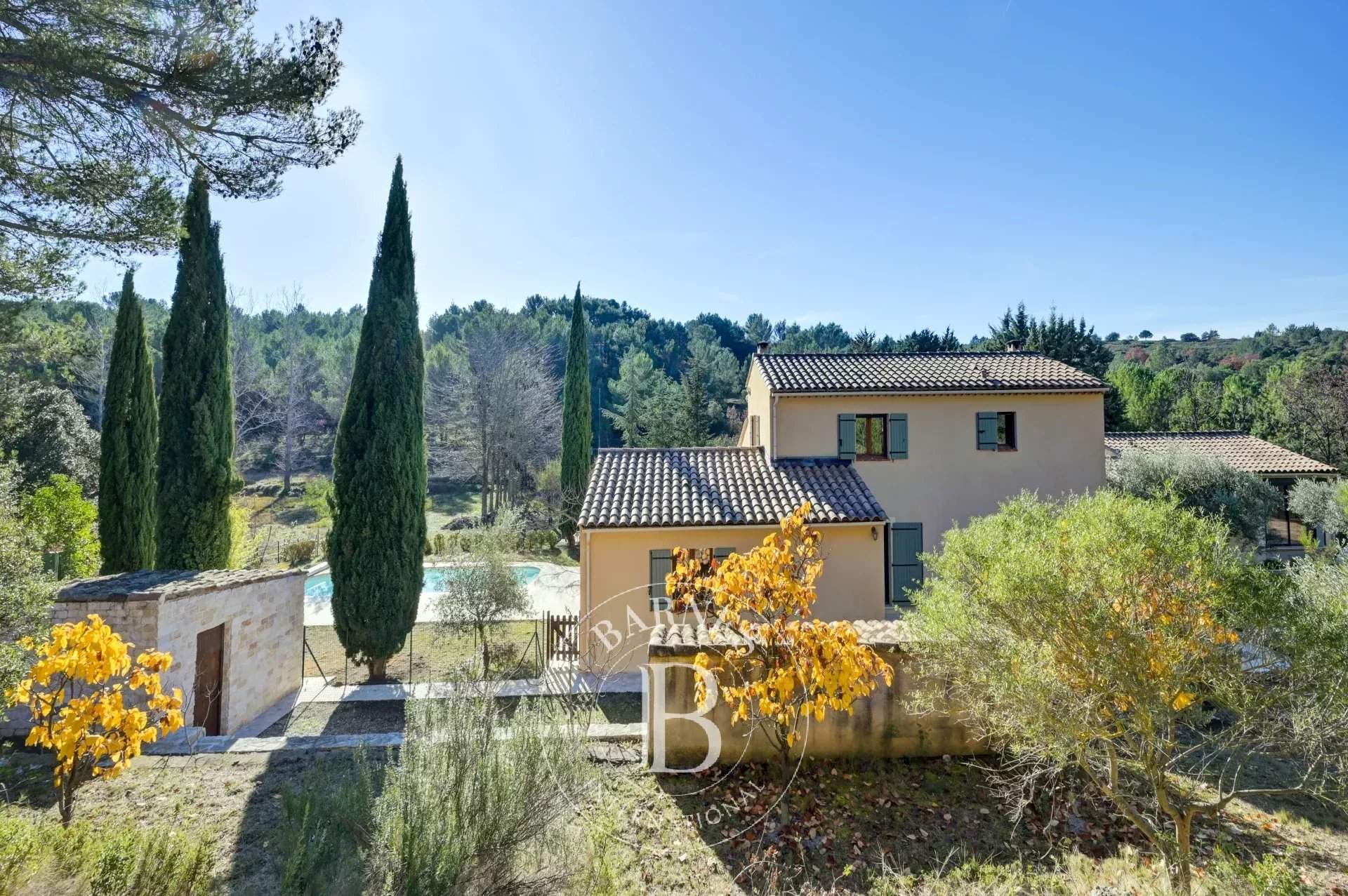 Aix-en-Provence  - Maison 8 Pi&egrave;ces 6 Chambres - picture 17