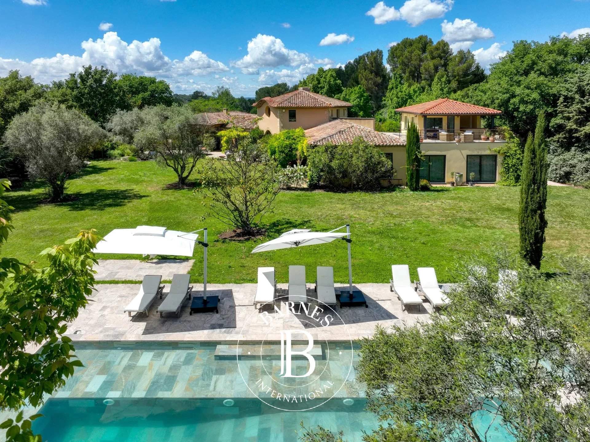Aix-en-Provence  - House 8 Bedrooms - picture 1