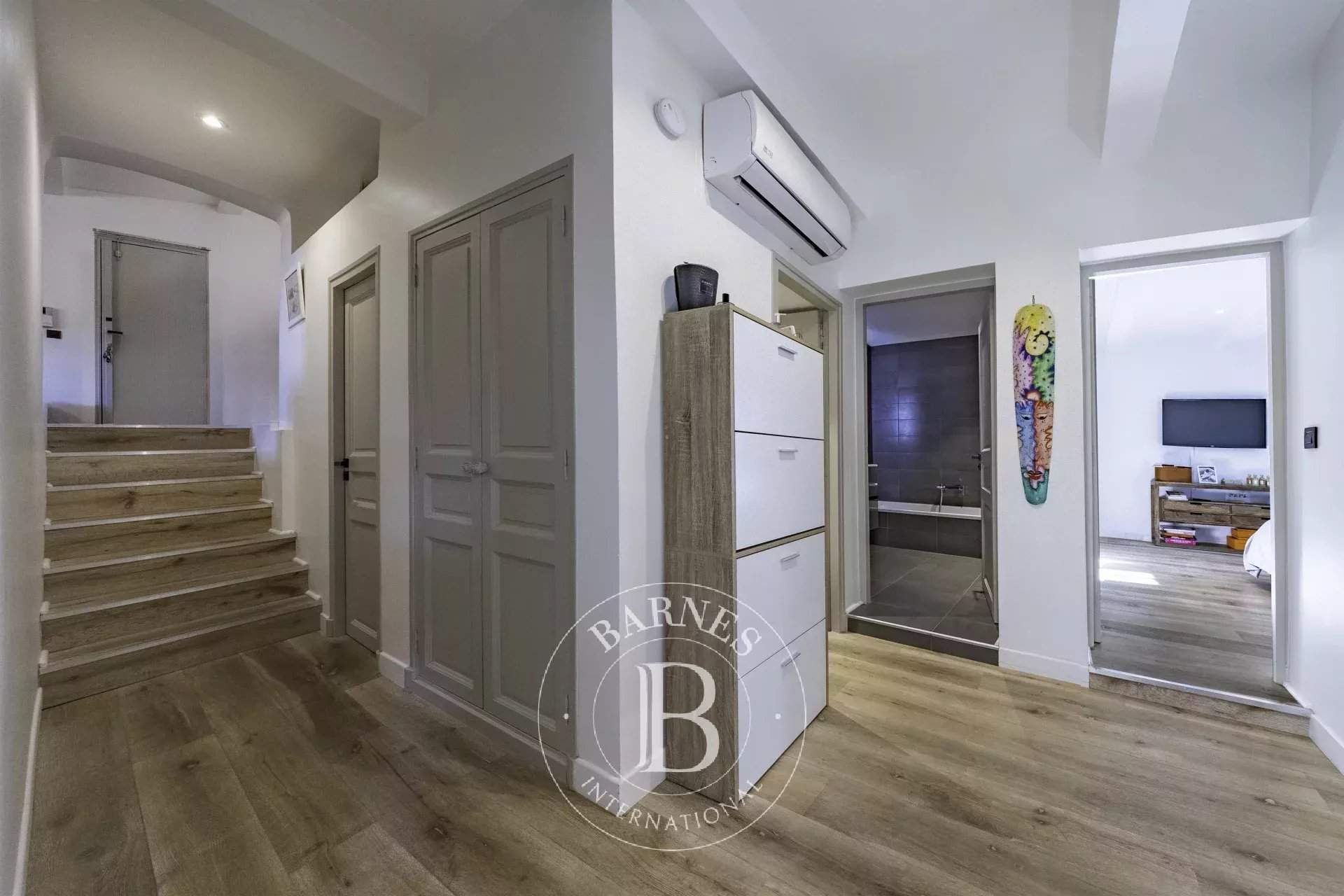 Aix-en-Provence  - Apartment 3 Bedrooms - picture 8