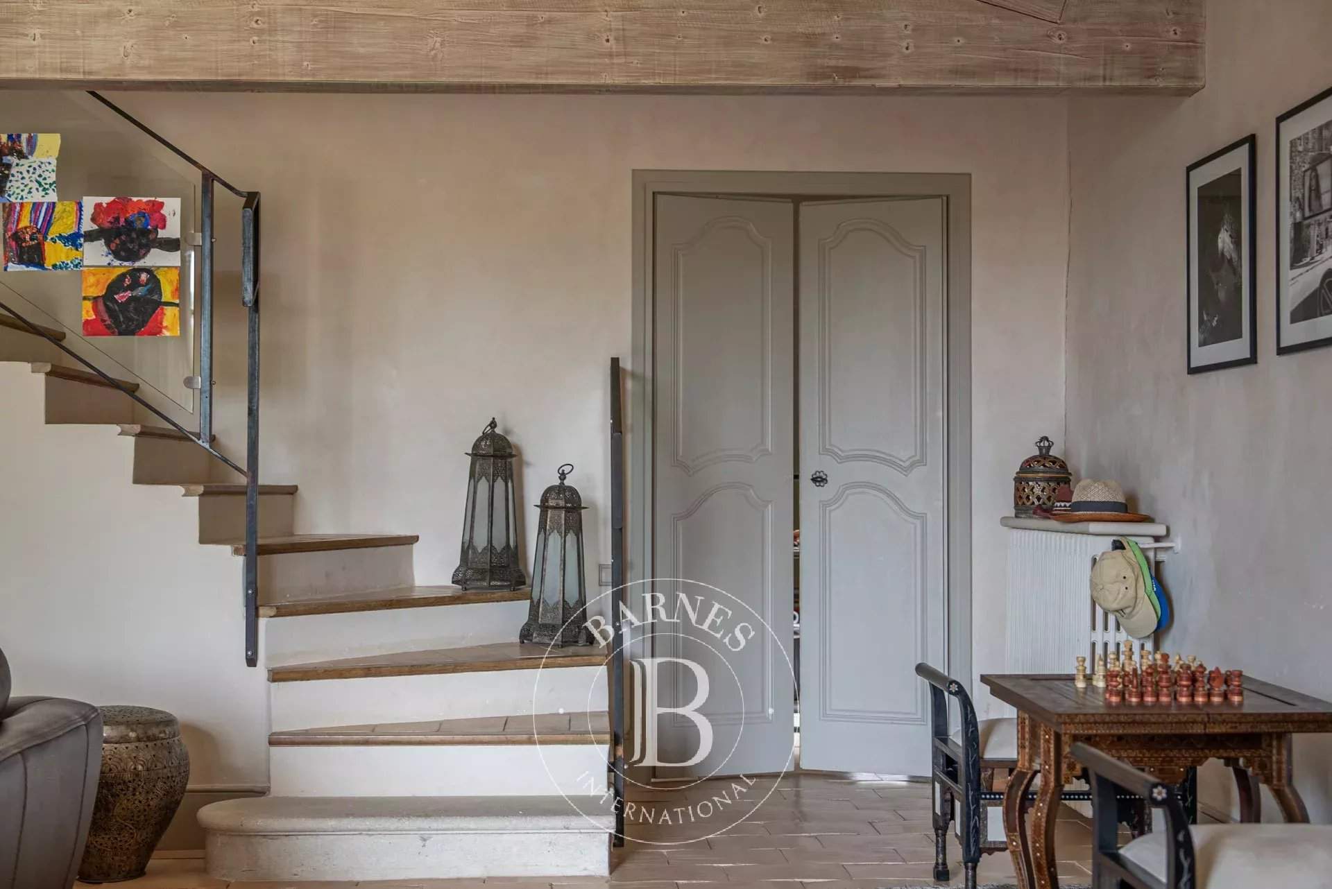 Aix-en-Provence  - Maison 6 Pièces 3 Chambres - picture 4