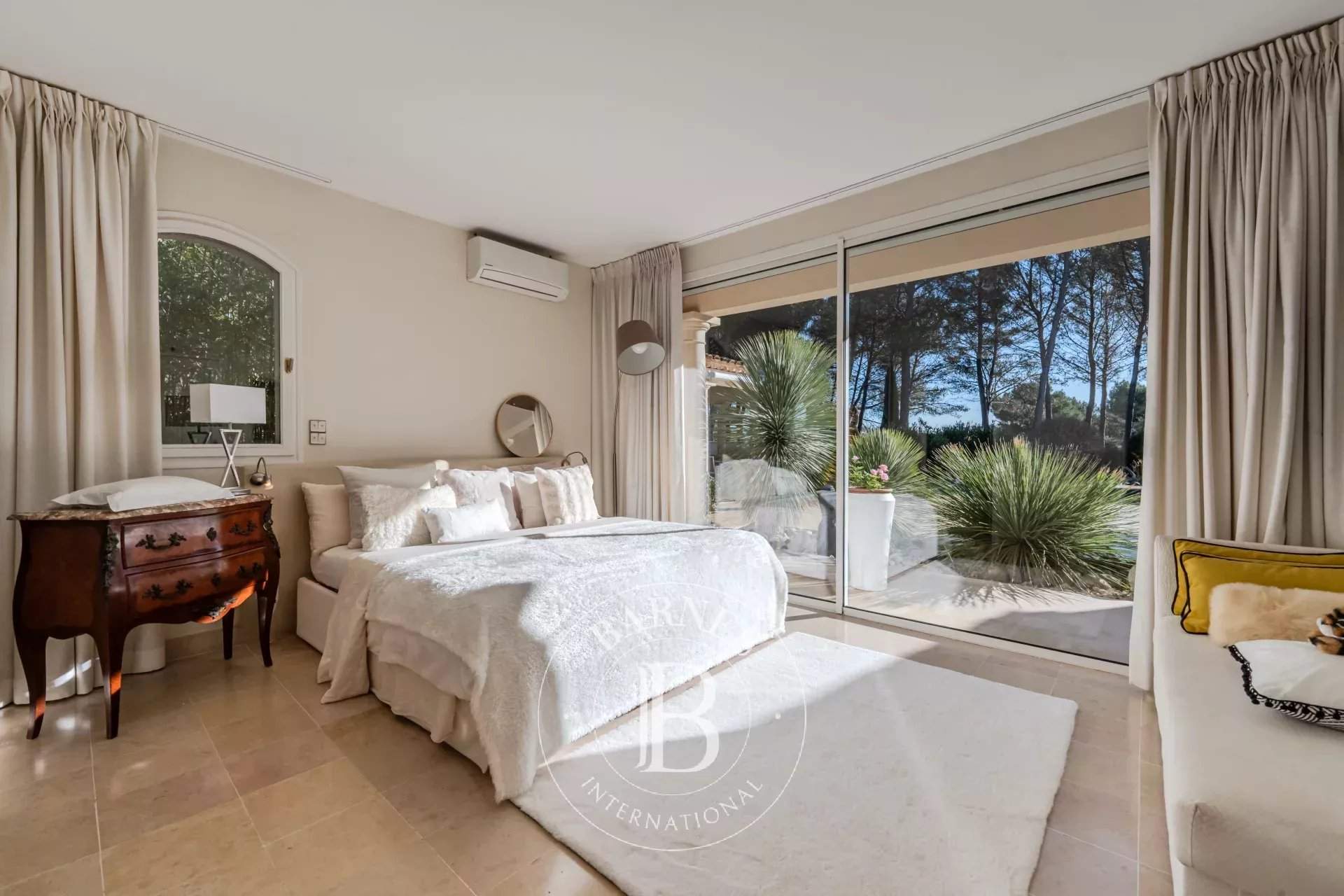 Aix-en-Provence  - Property 7 Bedrooms - picture 20