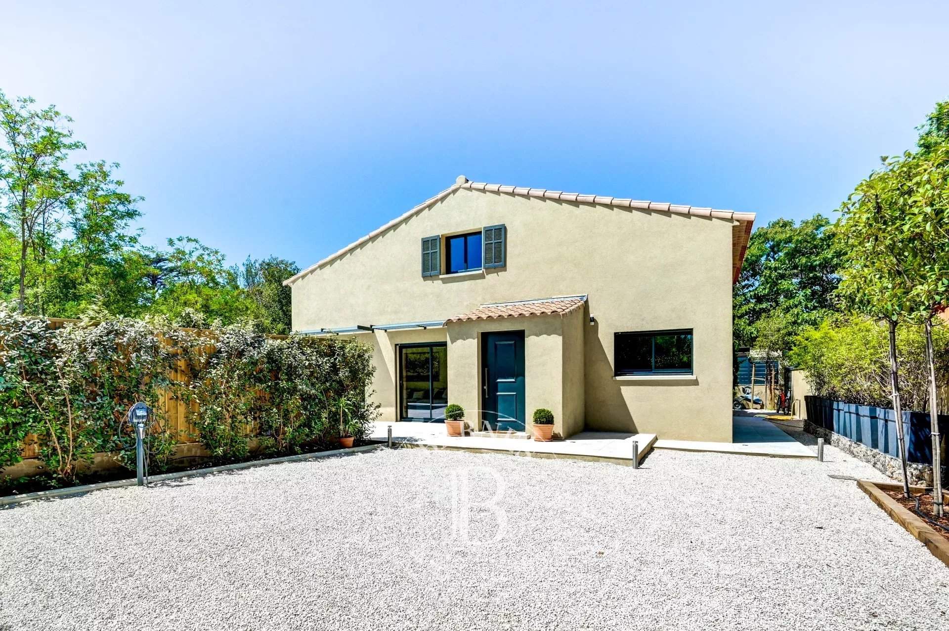 Aix-en-Provence  - House 4 Bedrooms - picture 16