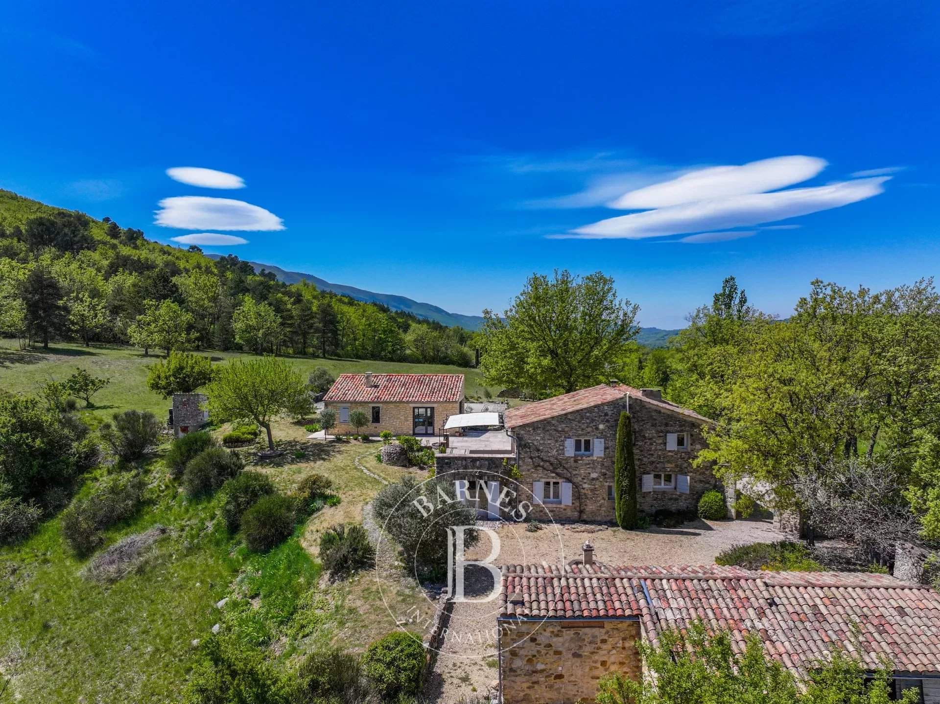Céreste-en-Luberon  - Mas 7 Pi&egrave;ces 5 Chambres - picture 20
