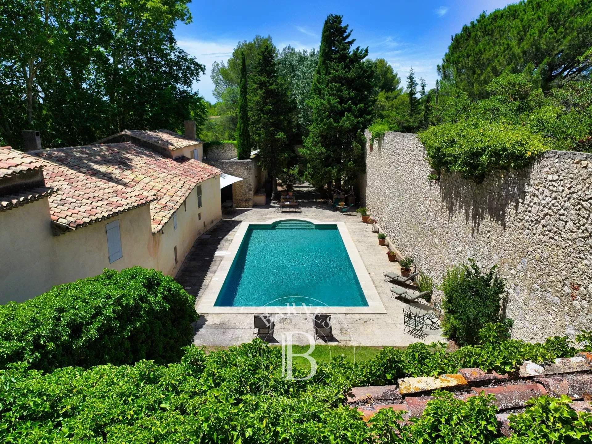 Aix-en-Provence  - Property 4 Bedrooms - picture 1