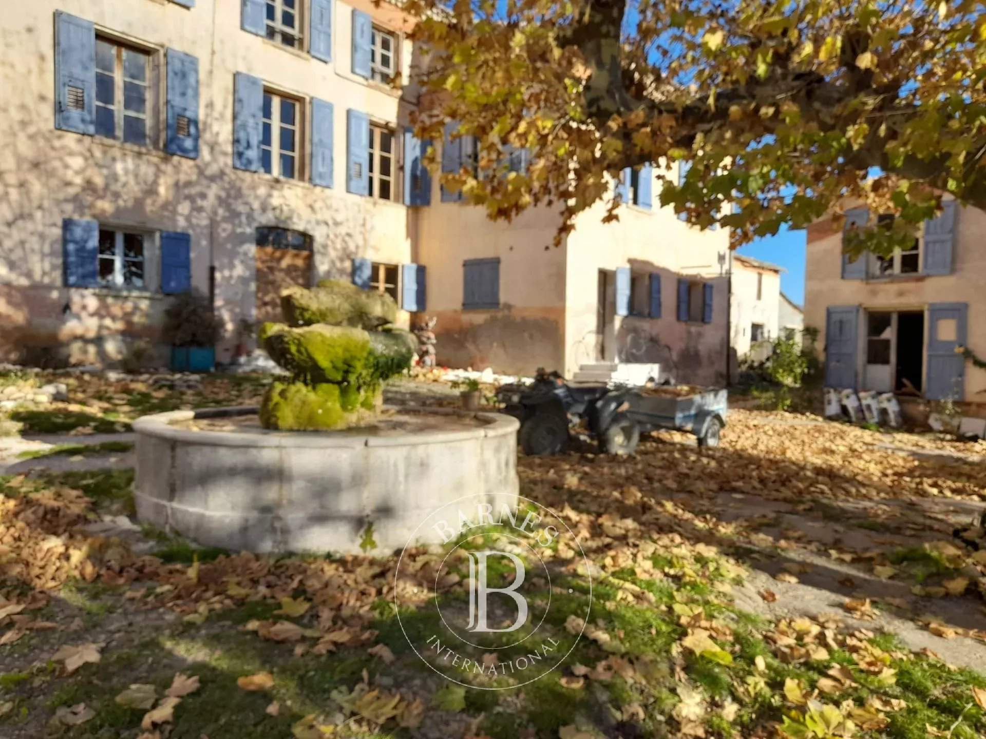 Digne-les-Bains  - Property 6 Bedrooms - picture 9