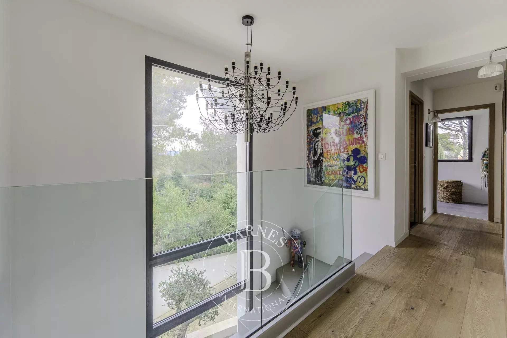 Aix-en-Provence  - Villa 6 Pi&egrave;ces 4 Chambres - picture 20