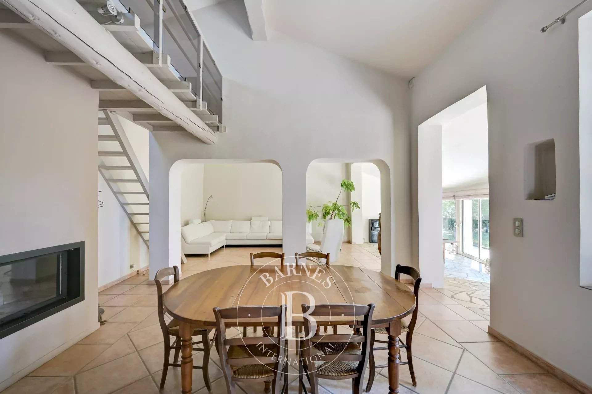 Aix-en-Provence  - House 3 Bedrooms - picture 7
