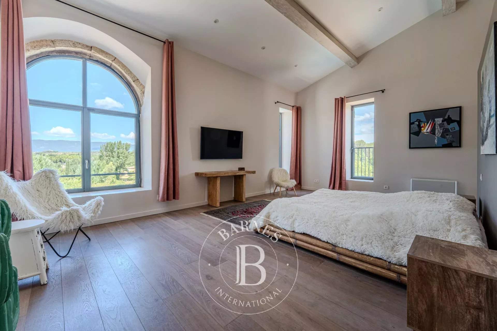 Lourmarin  - Property 4 Bedrooms - picture 15