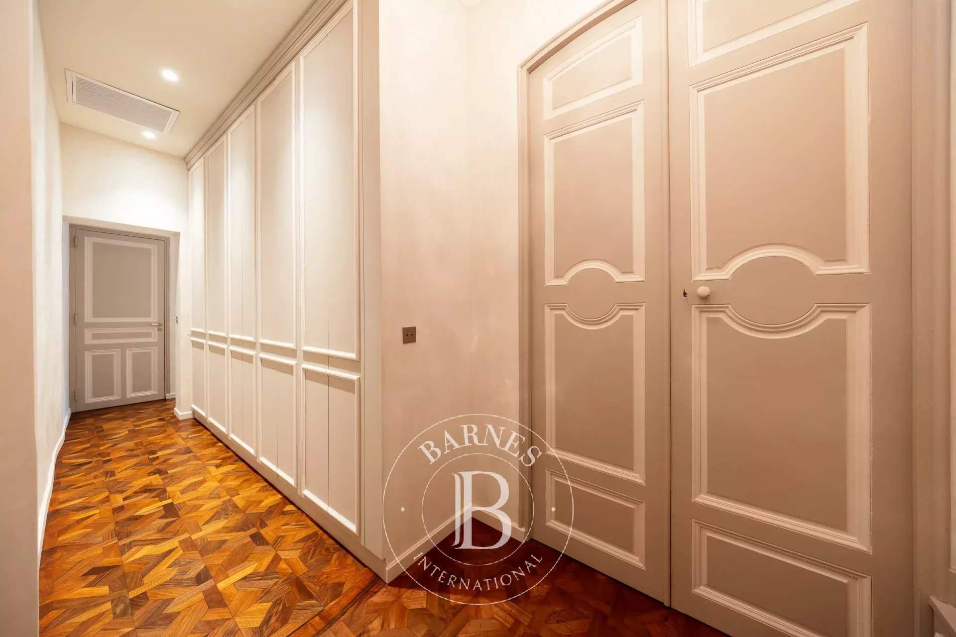 Aix-en-Provence  - Apartment 3 Bedrooms - picture 7