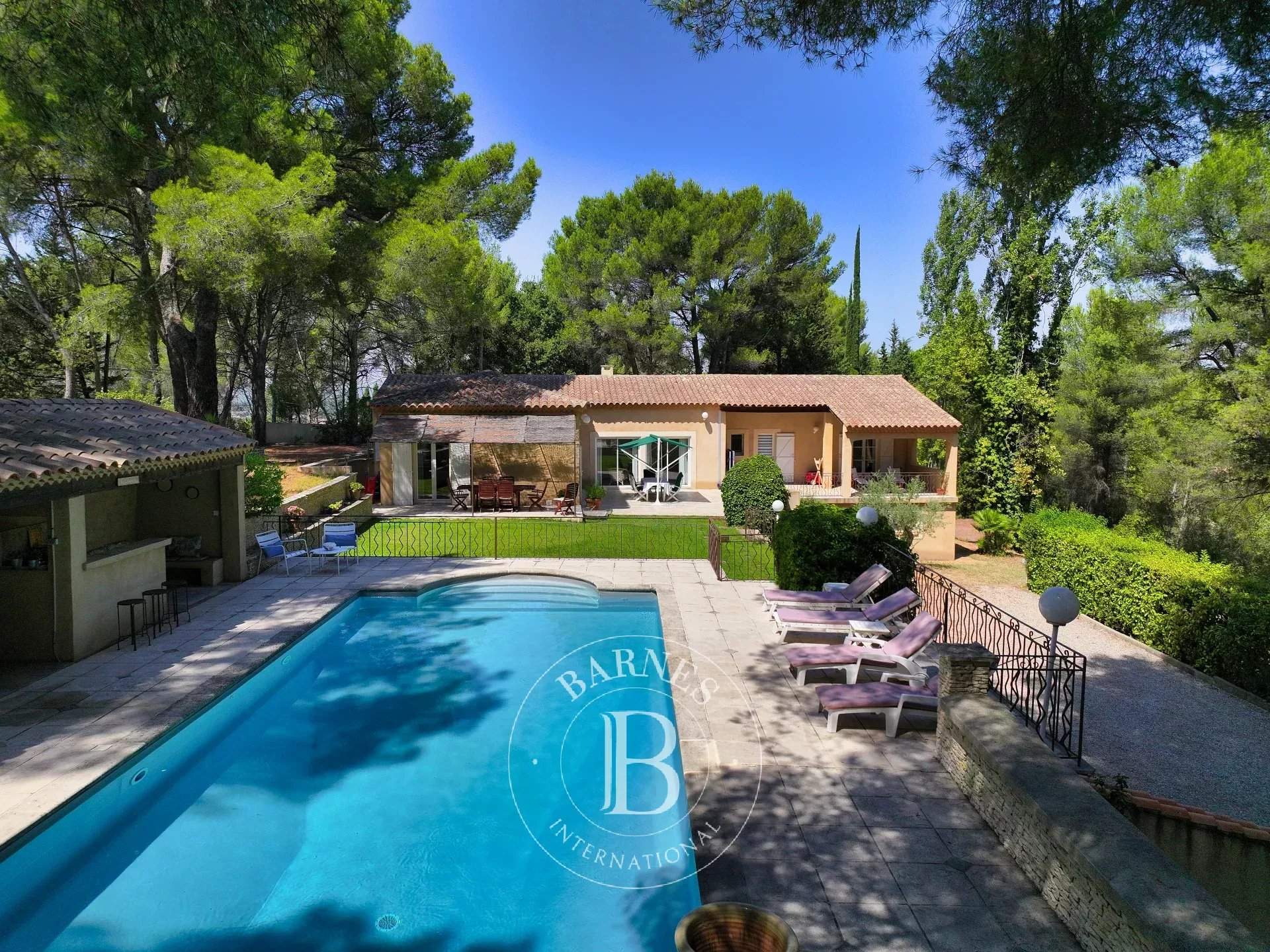 Aix-en-Provence  - House 5 Bedrooms - picture 6