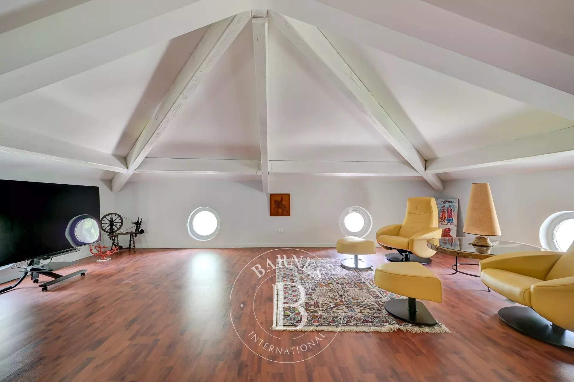 Aix-en-Provence  - House 4 Bedrooms - picture 18