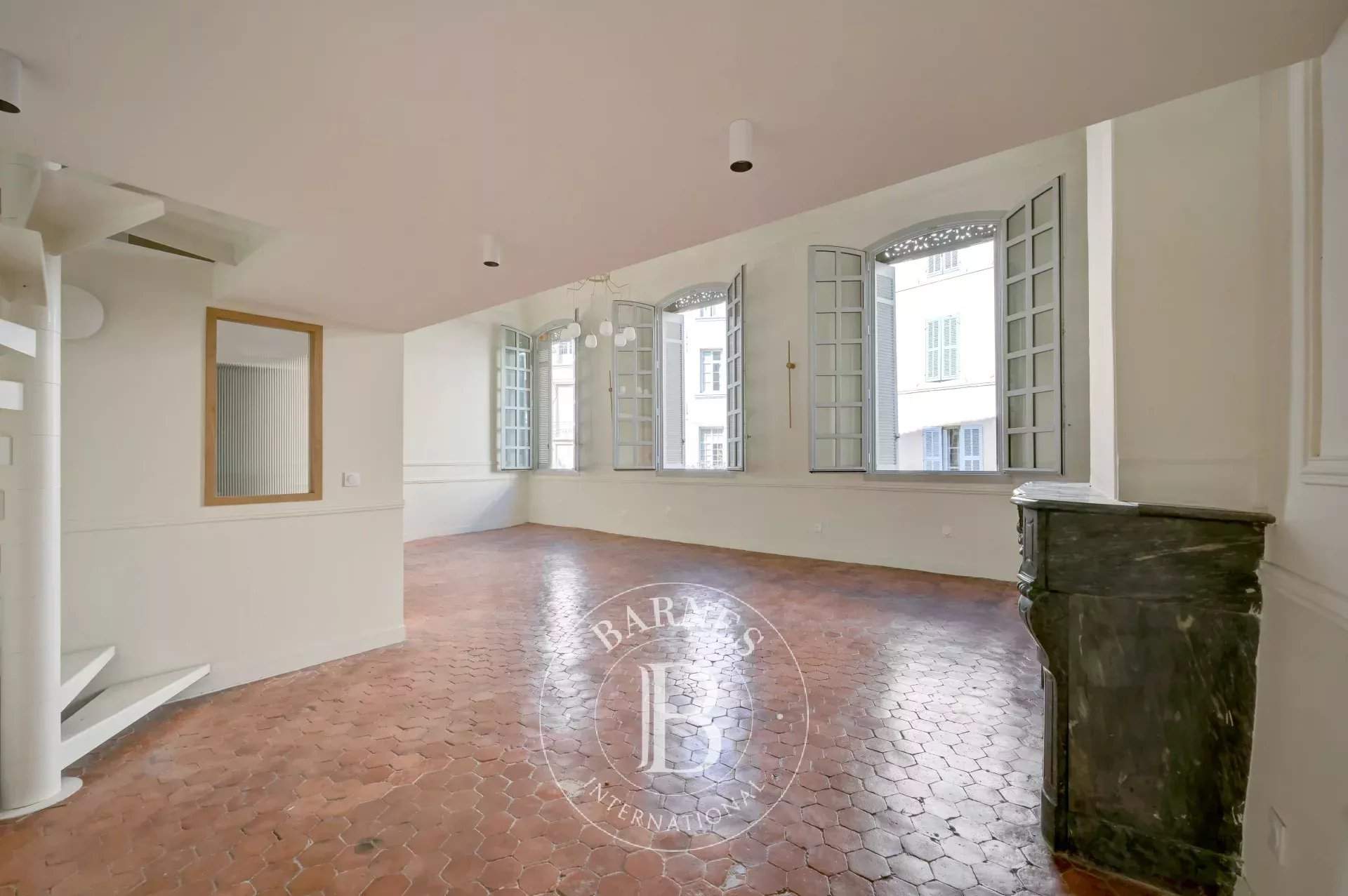 Aix-en-Provence  - Apartment 2 Bedrooms - picture 11