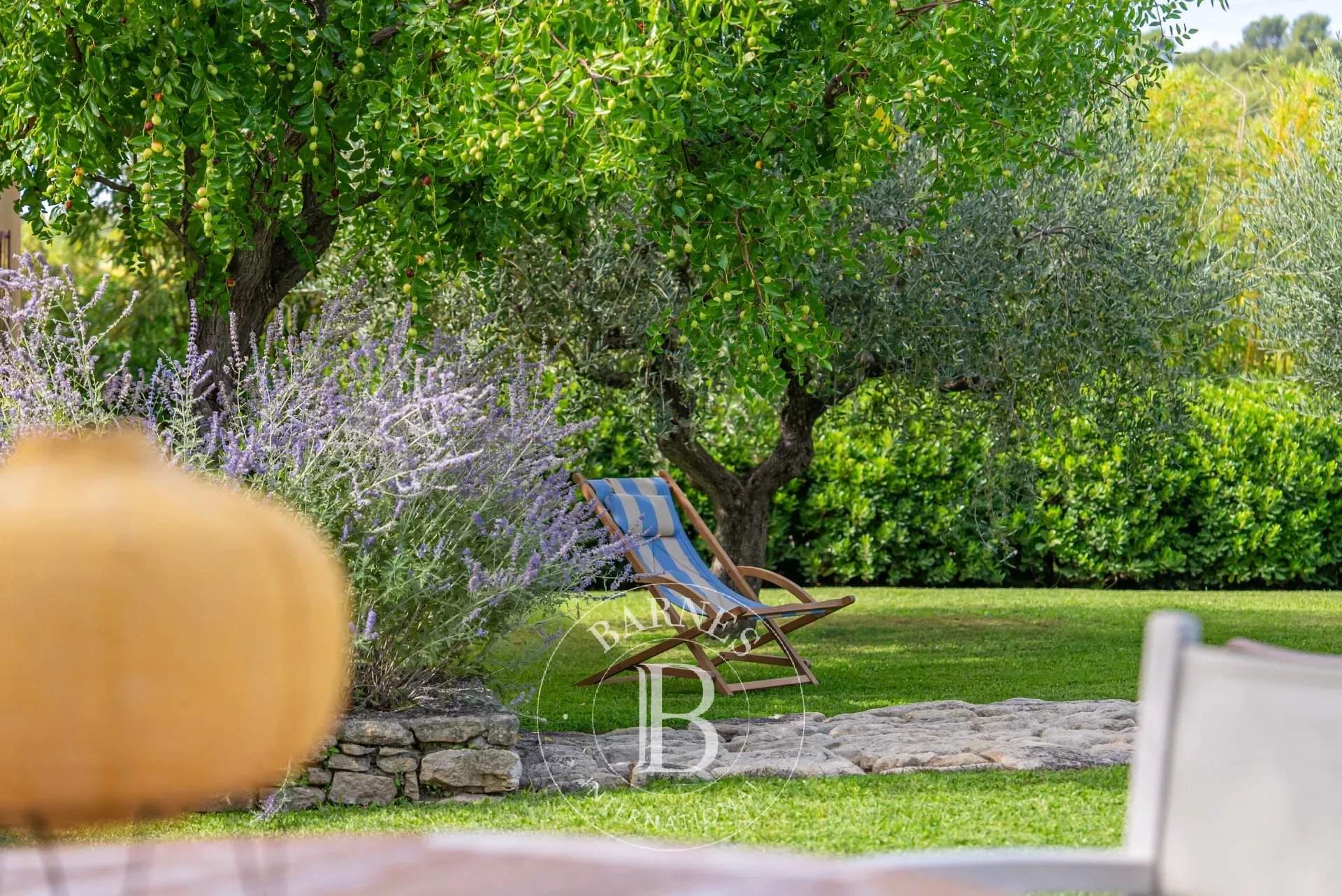 Aix-en-Provence  - Maison 6 Pièces 3 Chambres - picture 18