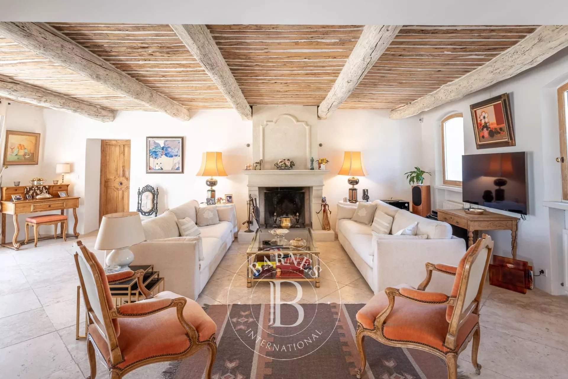 Lourmarin  - Property 5 Bedrooms - picture 5