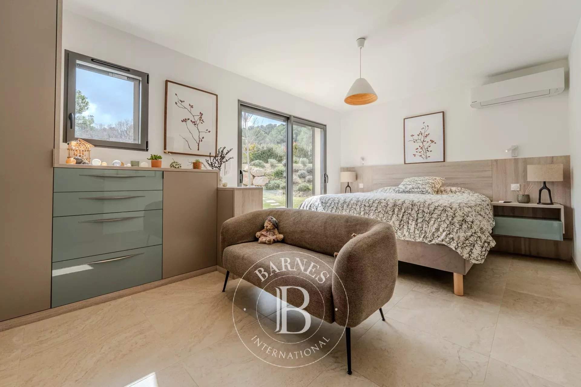 Aix-en-Provence  - House 3 Bedrooms - picture 16