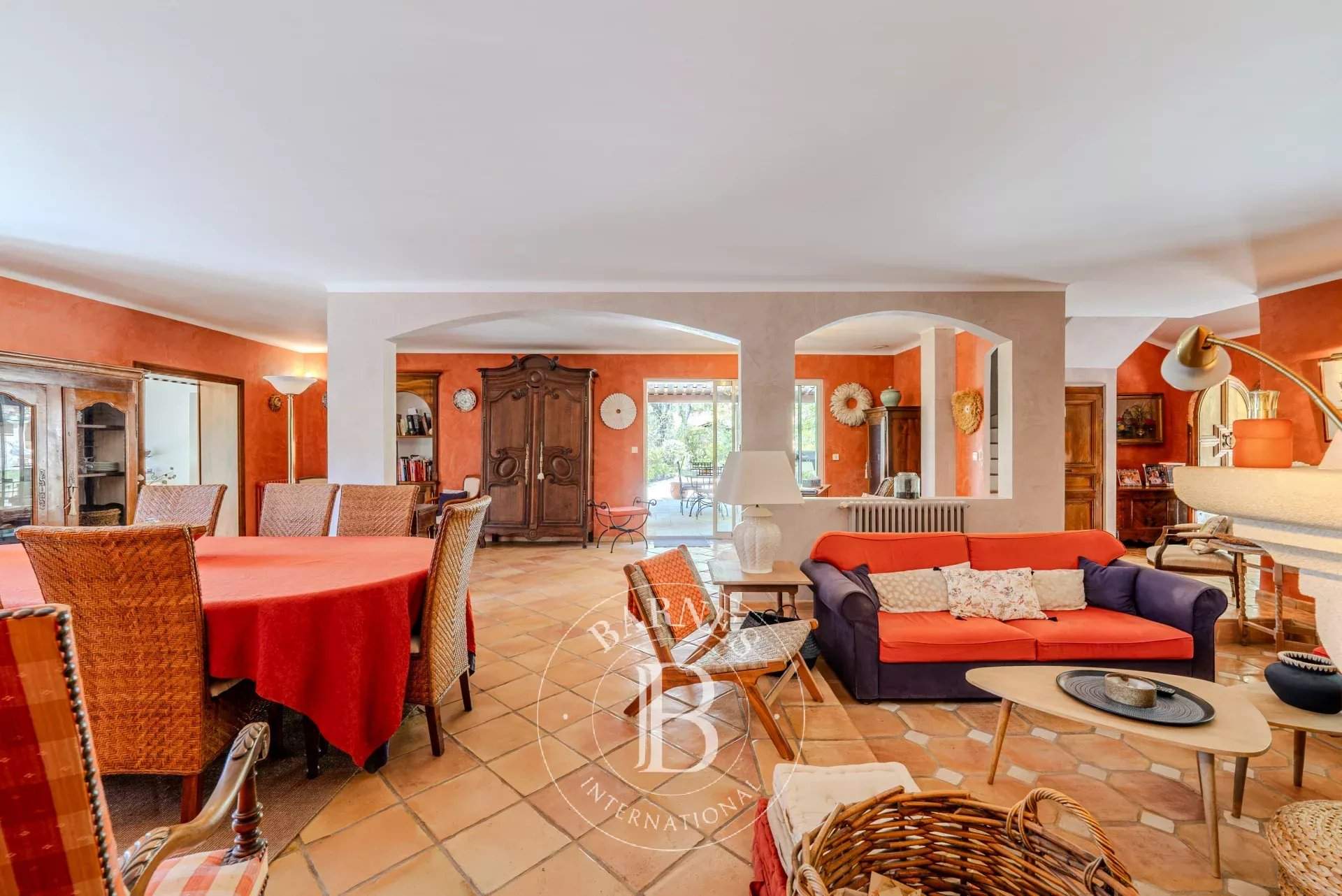 Aix-en-Provence  - House 6 Bedrooms - picture 14