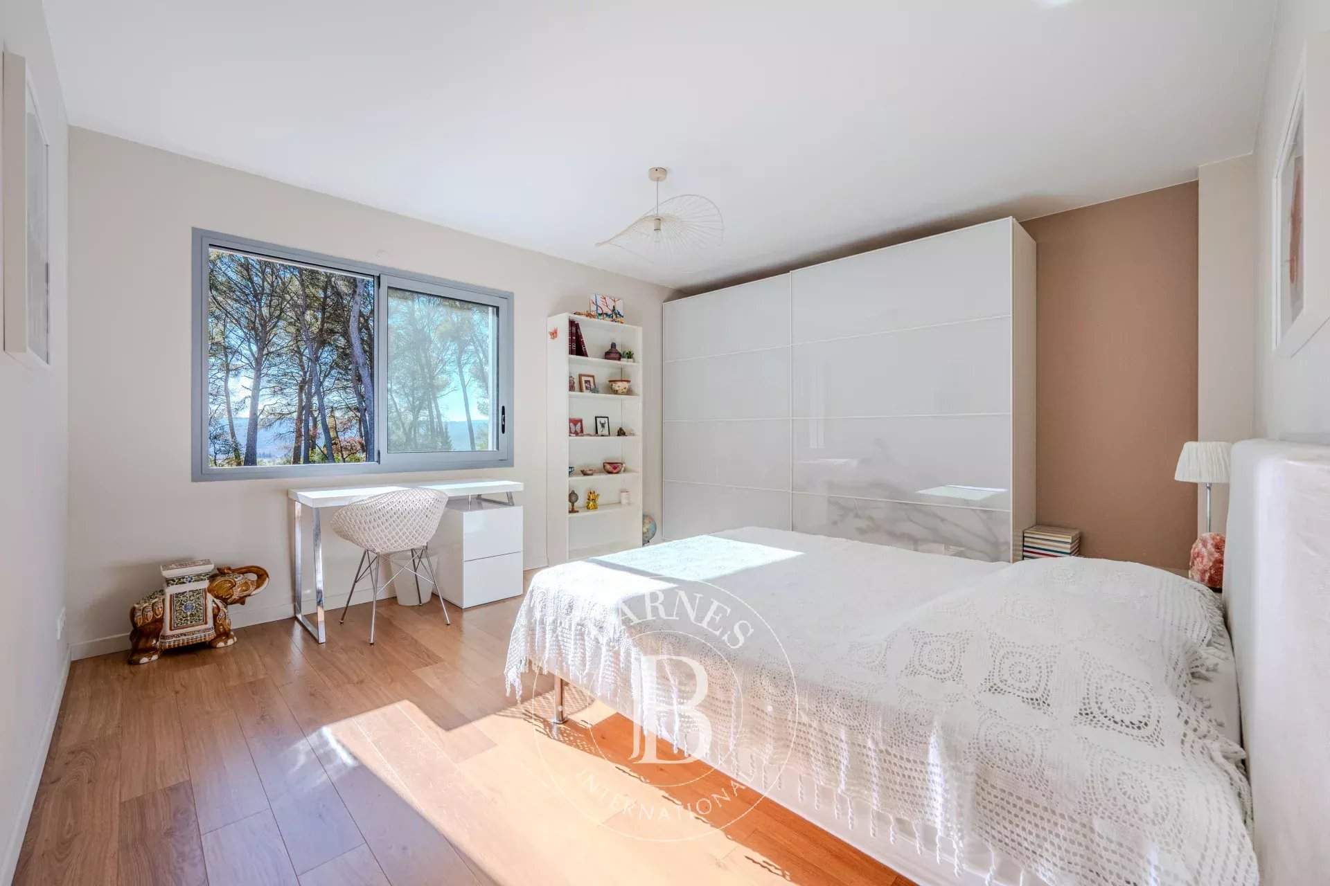 Aix-en-Provence  - House 5 Bedrooms - picture 15