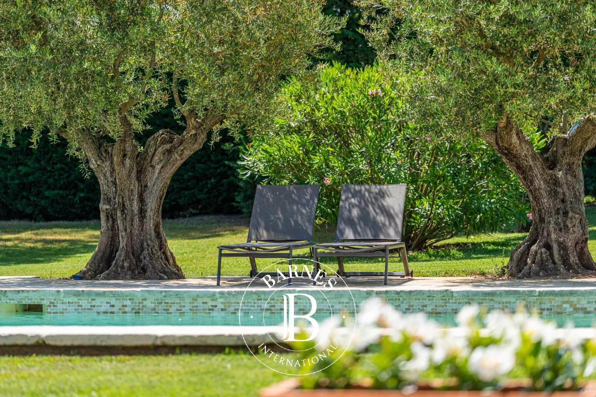 Aix-en-Provence  - Bastide 5 Bedrooms - picture 15