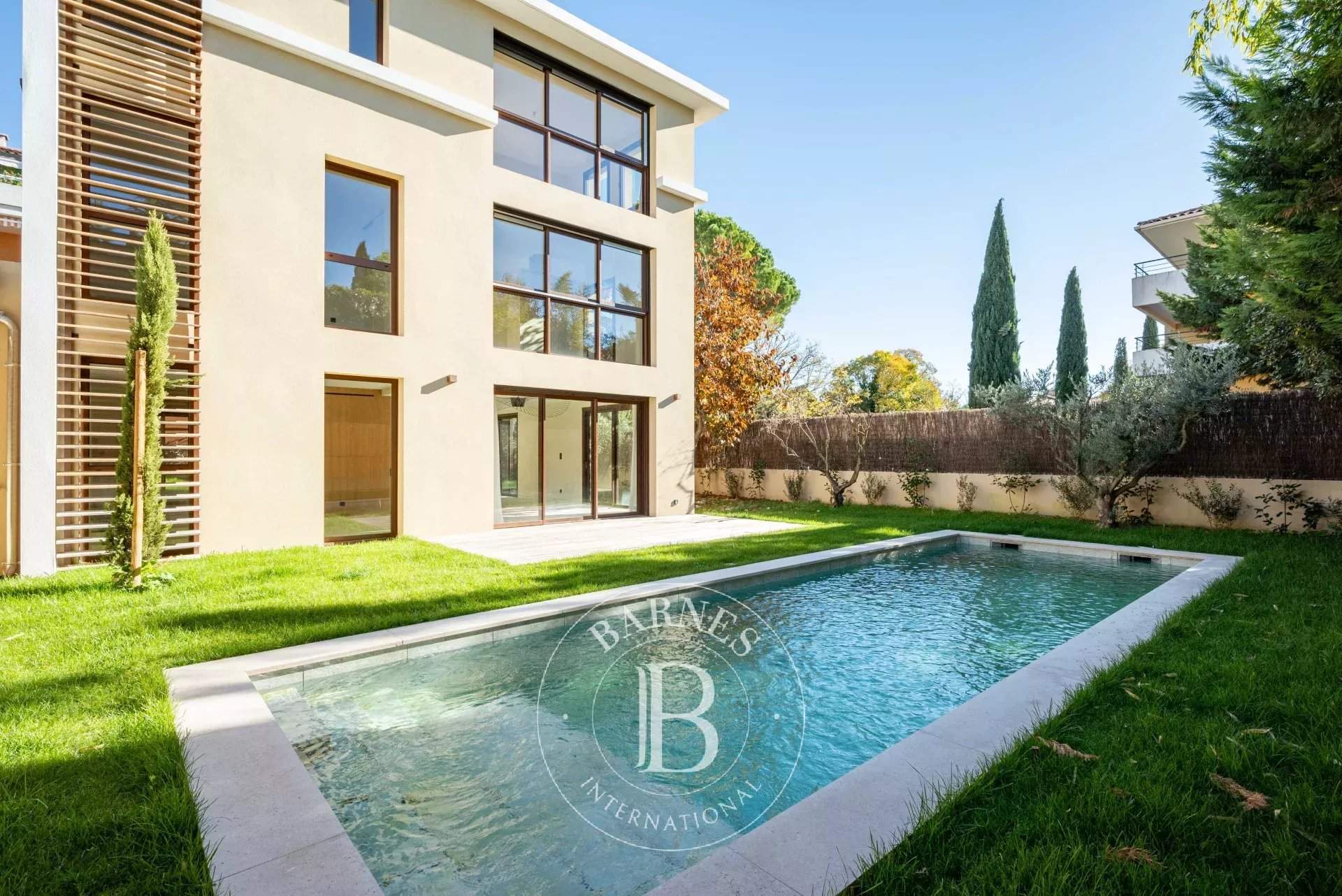 Aix-en-Provence  - House 5 Bedrooms - picture 19