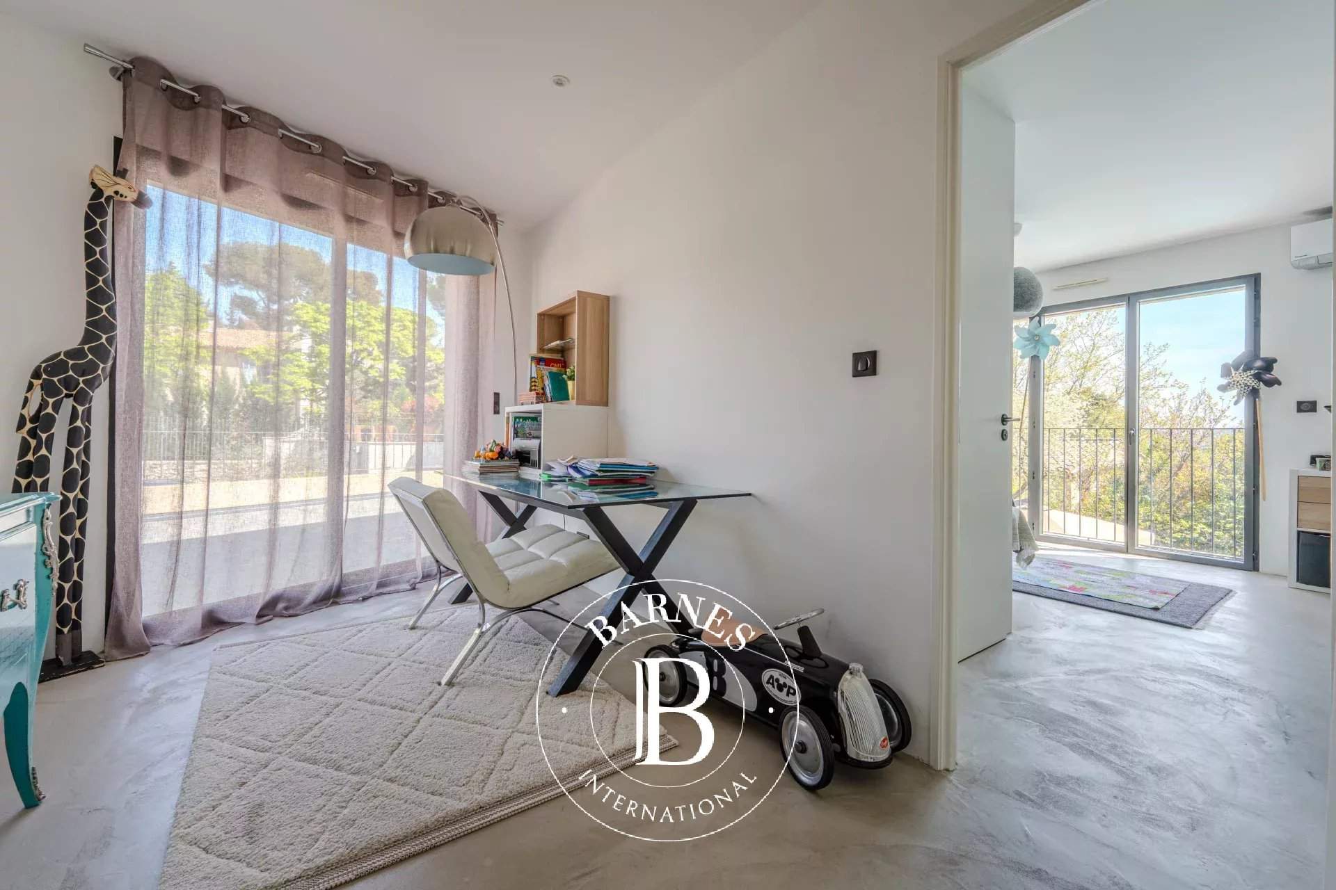 Aix-en-Provence  - House 4 Bedrooms - picture 12