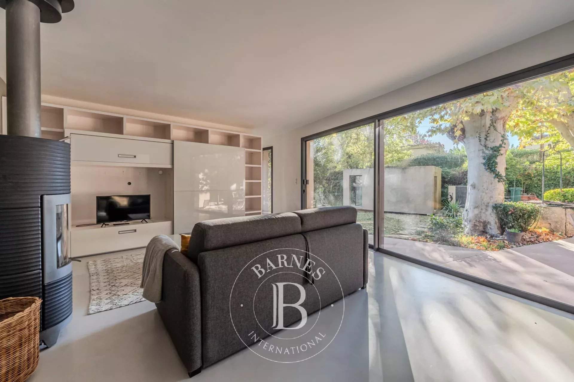 Aix-en-Provence  - Maison 7 Pièces 4 Chambres - picture 4