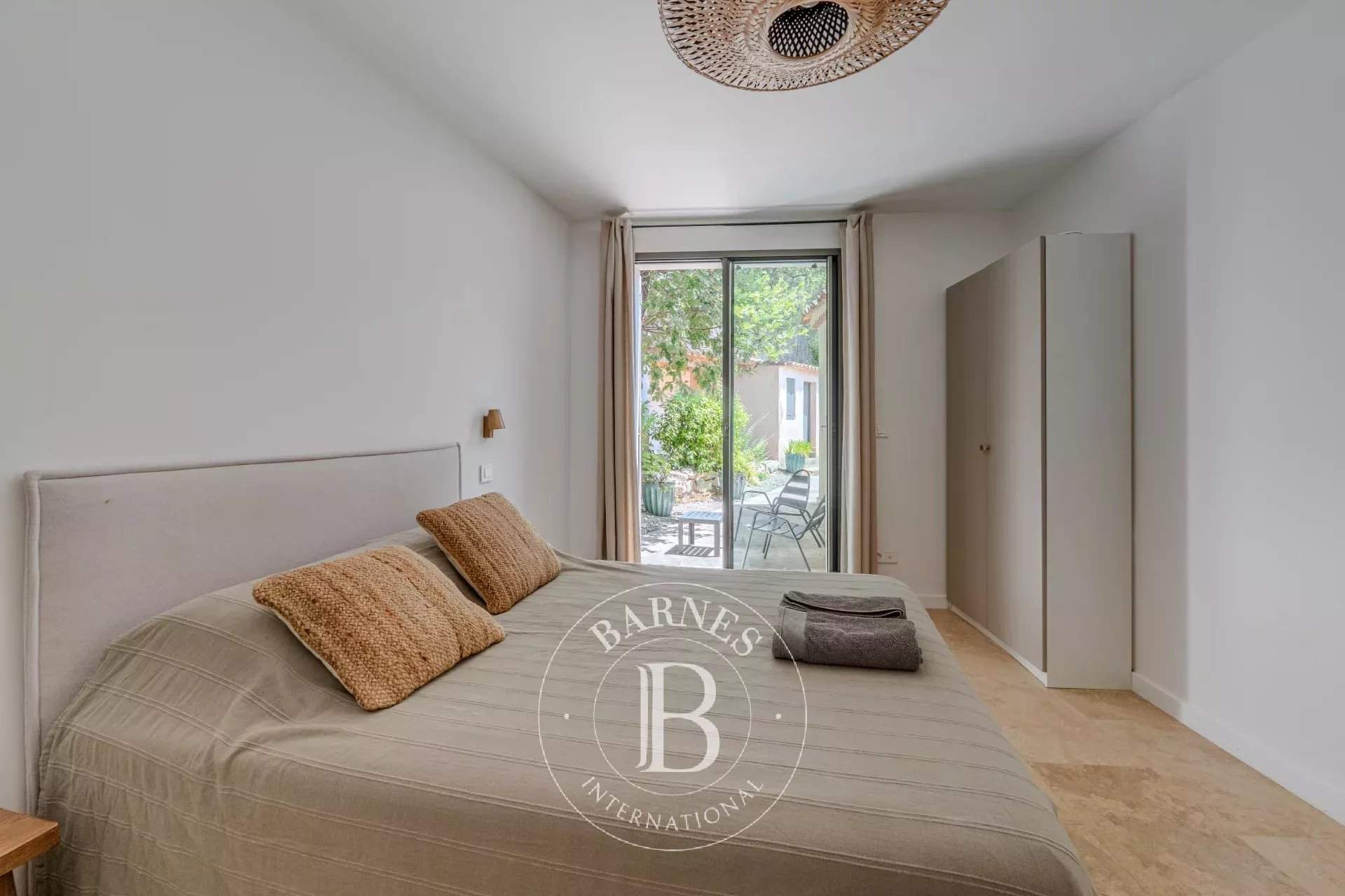Aix-en-Provence  - House 5 Bedrooms - picture 16