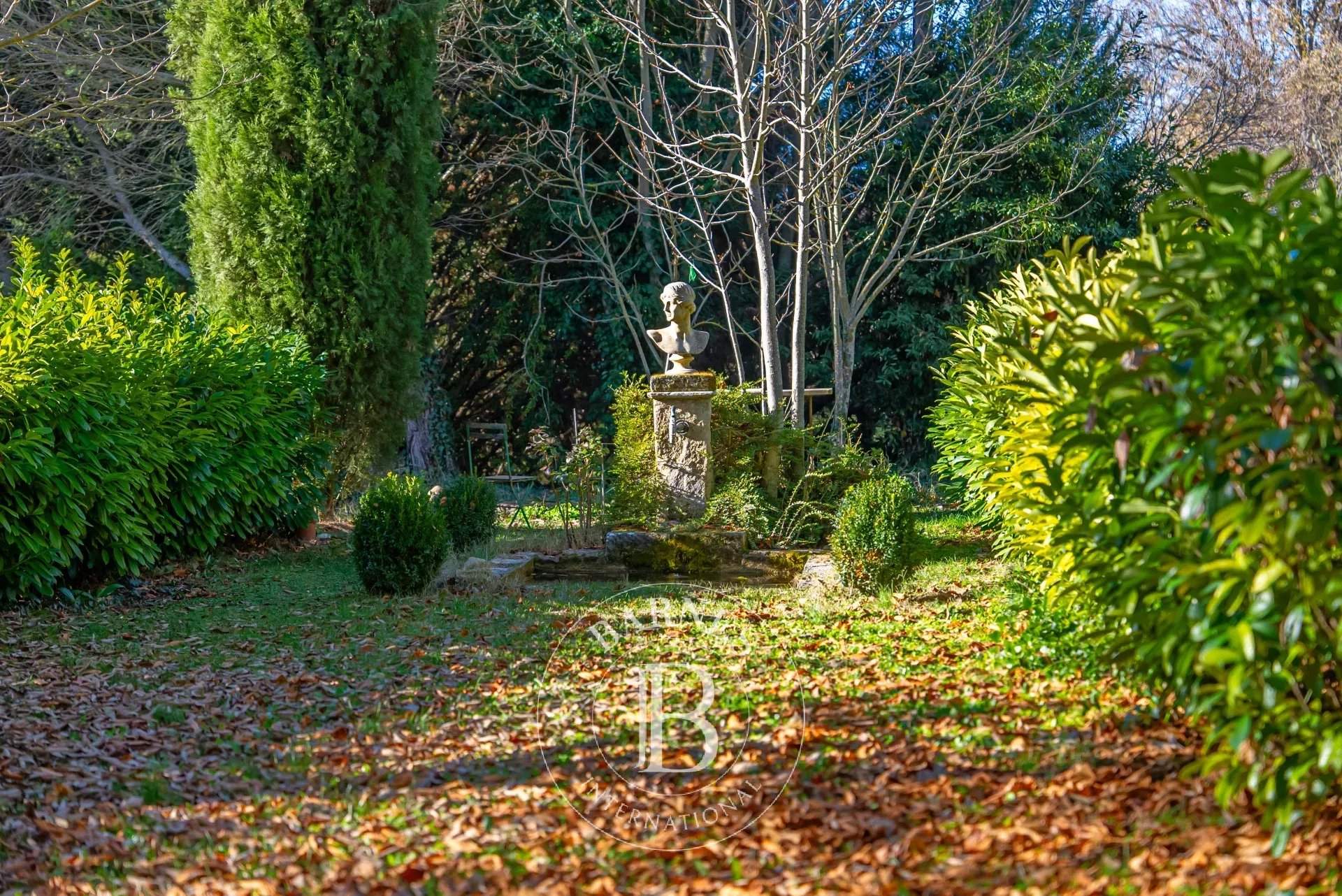 Valensole  - Propriété 9 Pièces - picture 10