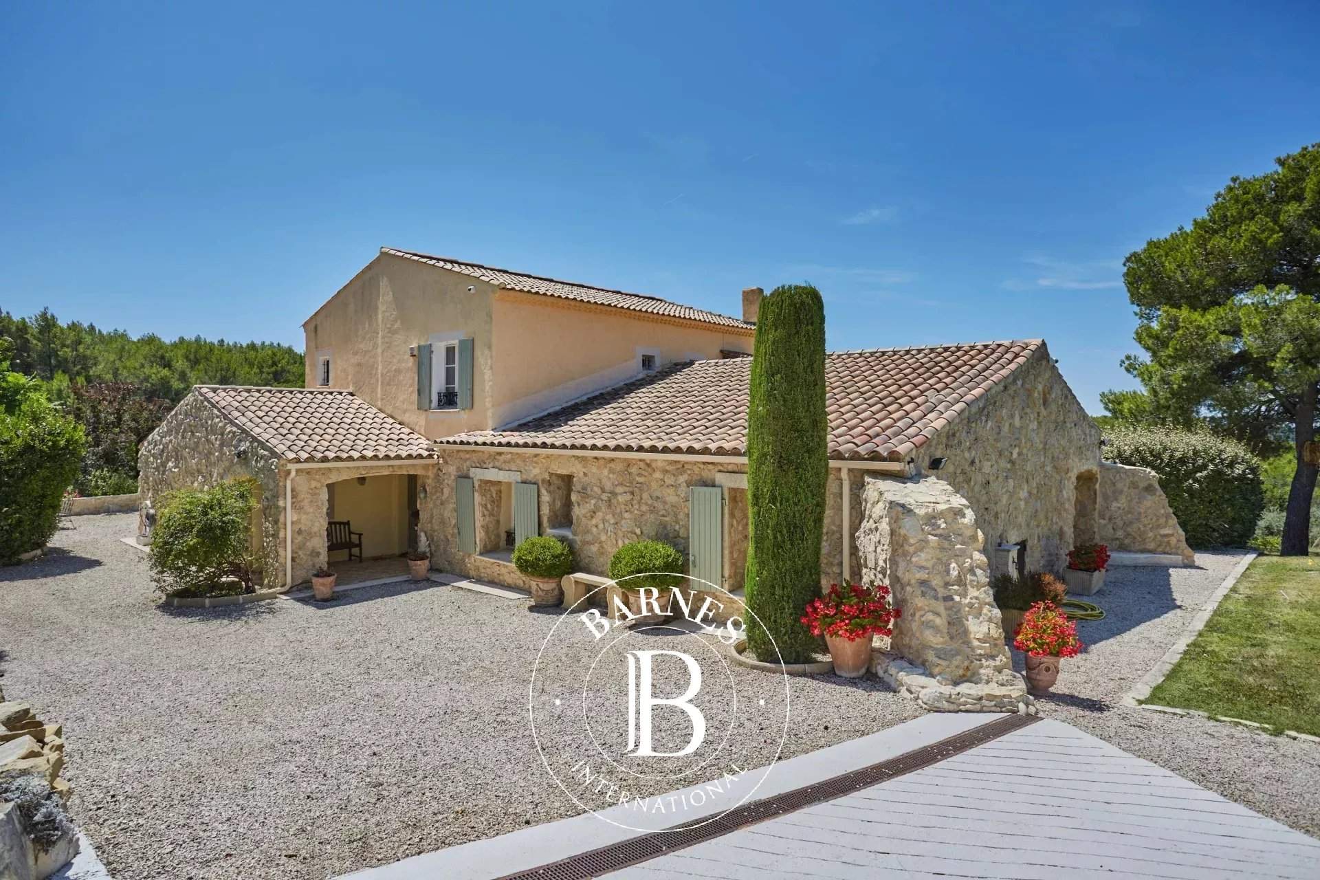 Aix-en-Provence  - Property 6 Bedrooms - picture 3