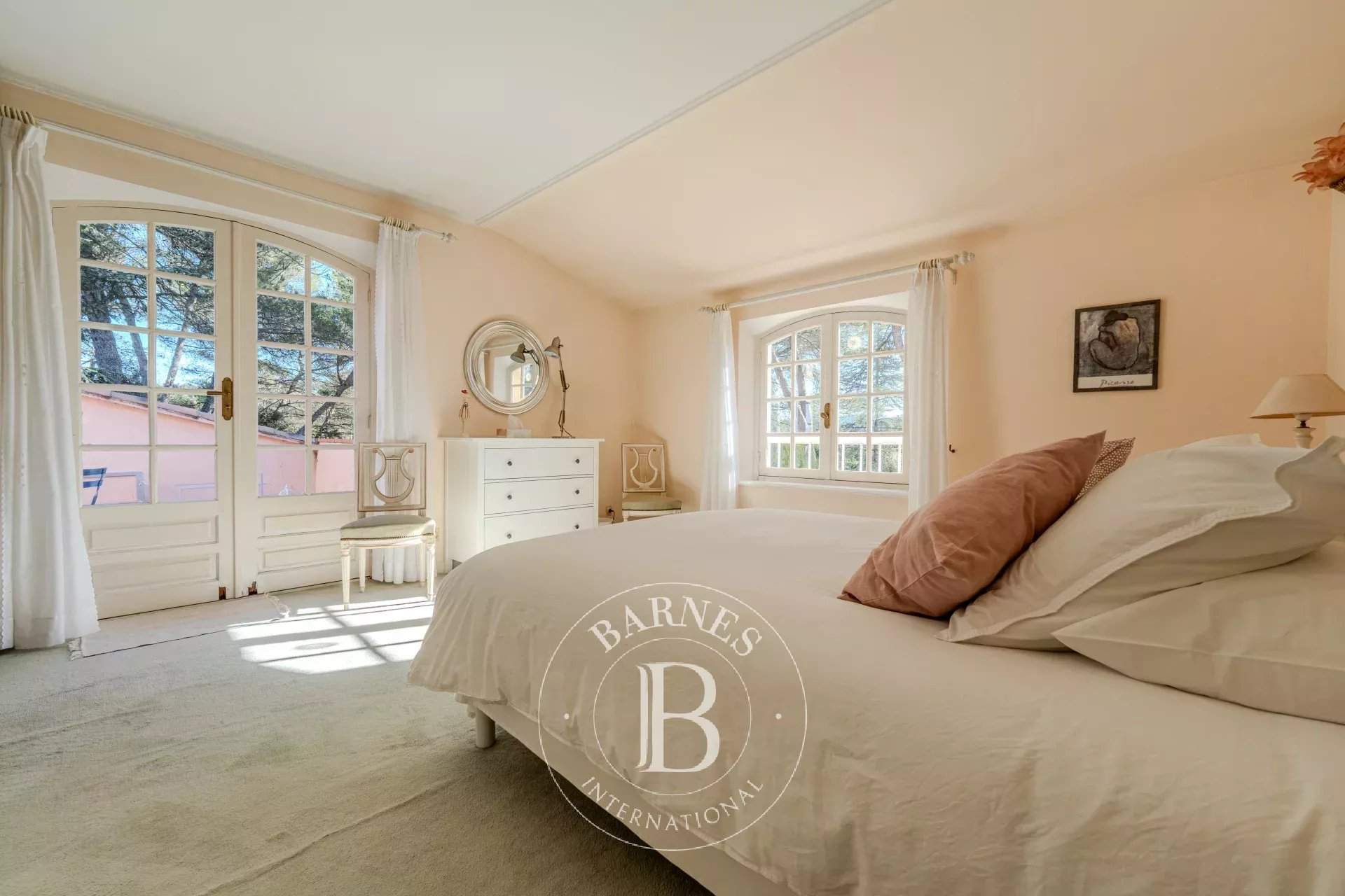 Aix-en-Provence  - Property 6 Bedrooms - picture 11