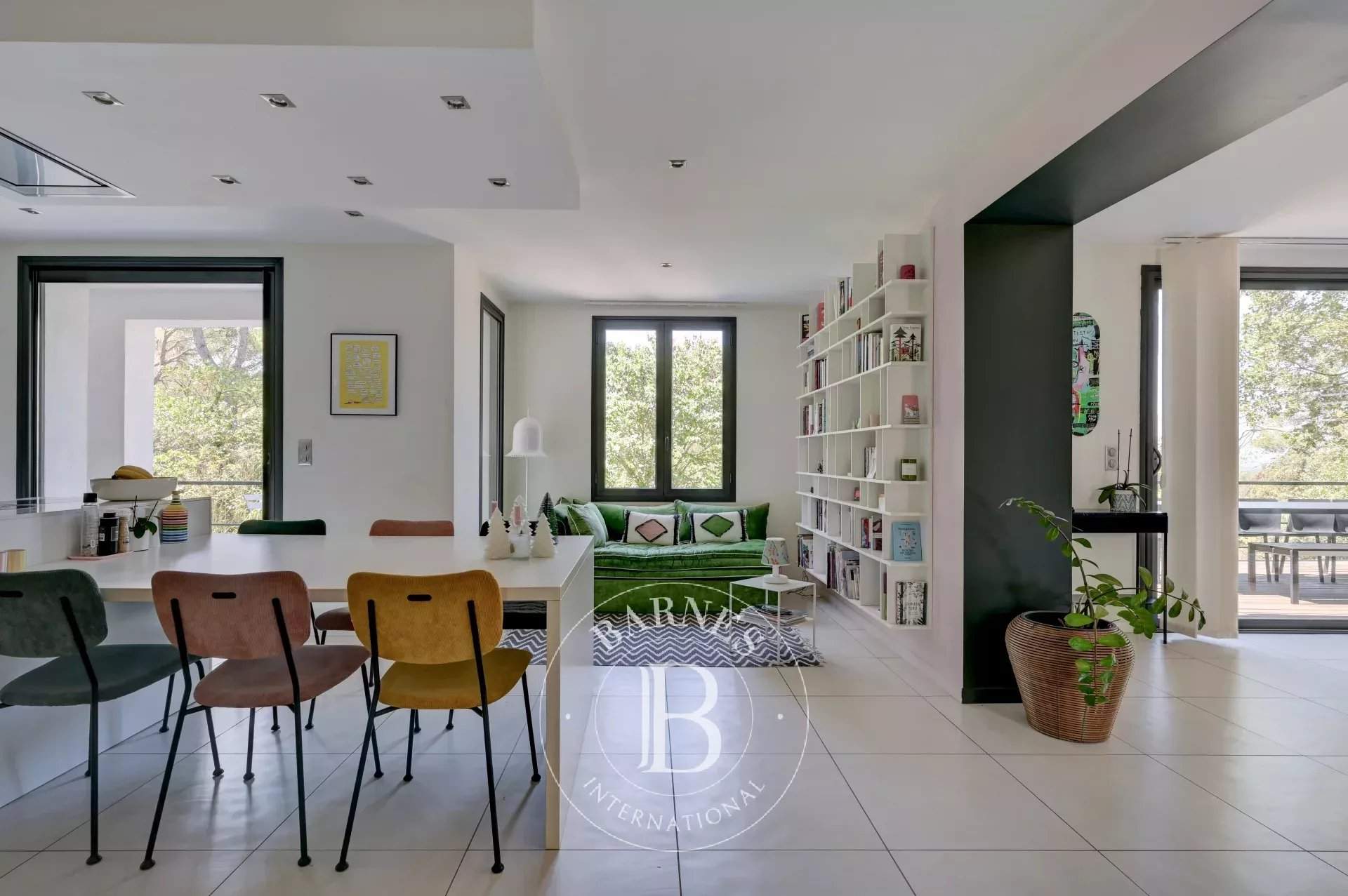 Aix-en-Provence  - House 5 Bedrooms - picture 10